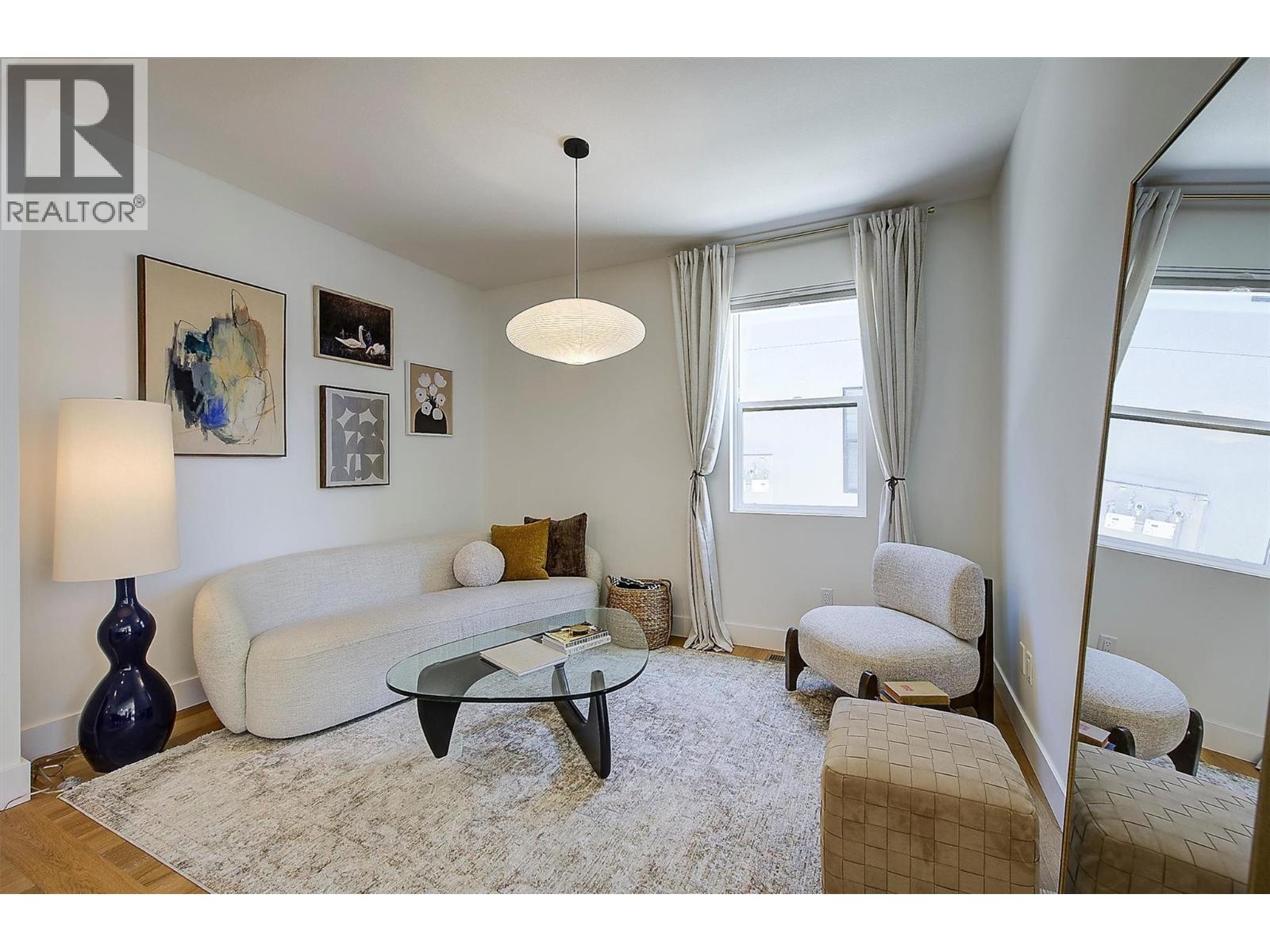 #3 877 Morrison Avenue - 14