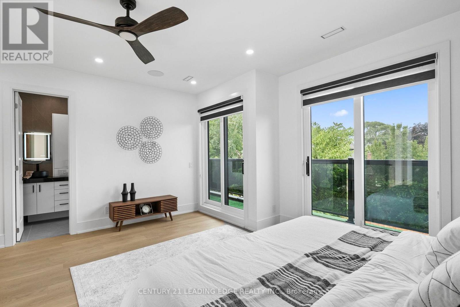 147 DURANT AVENUE - 12