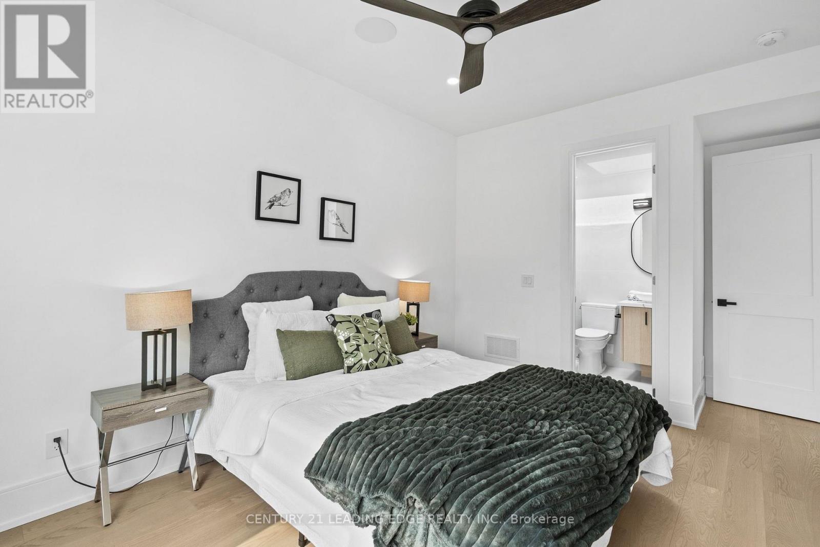 147 DURANT AVENUE - 30
