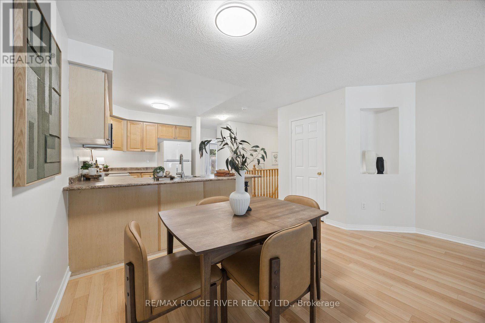 37 BURWELL STREET - 10