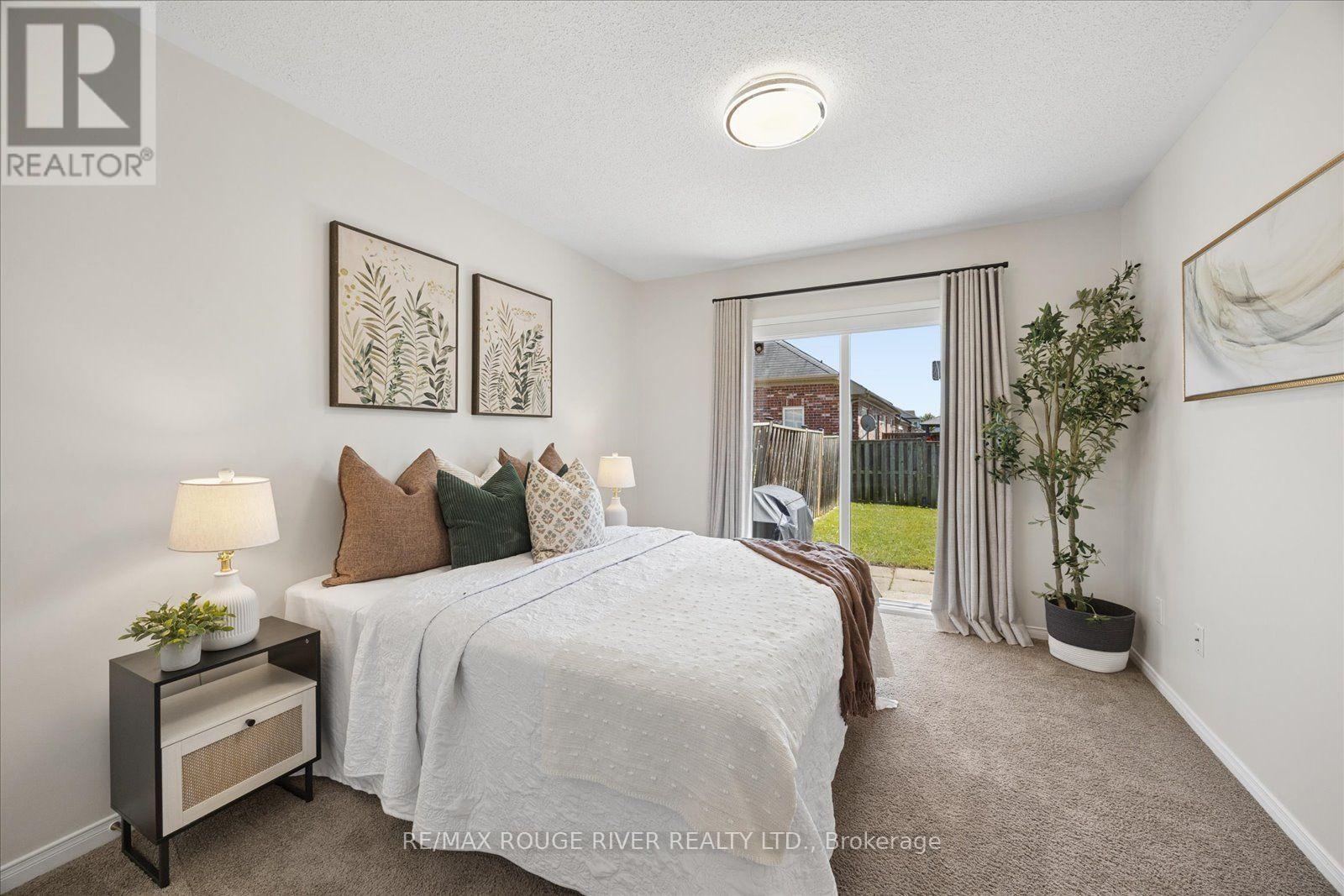 37 BURWELL STREET - 17