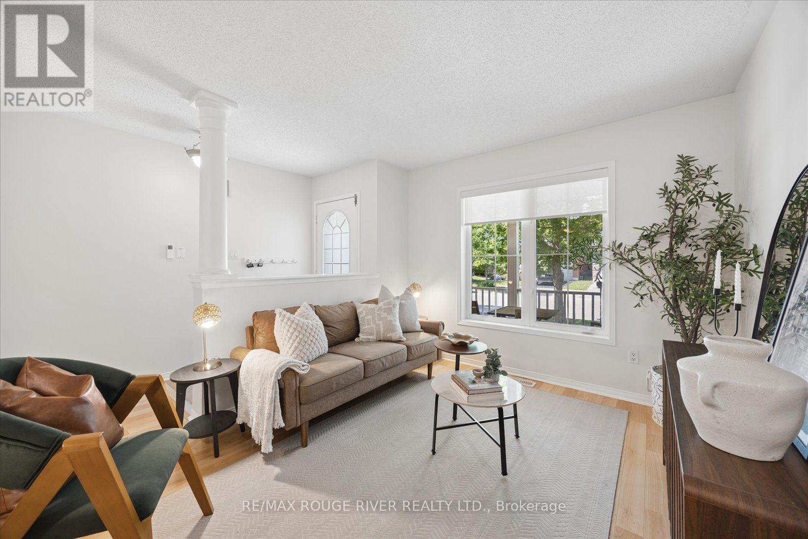 37 BURWELL STREET - 4