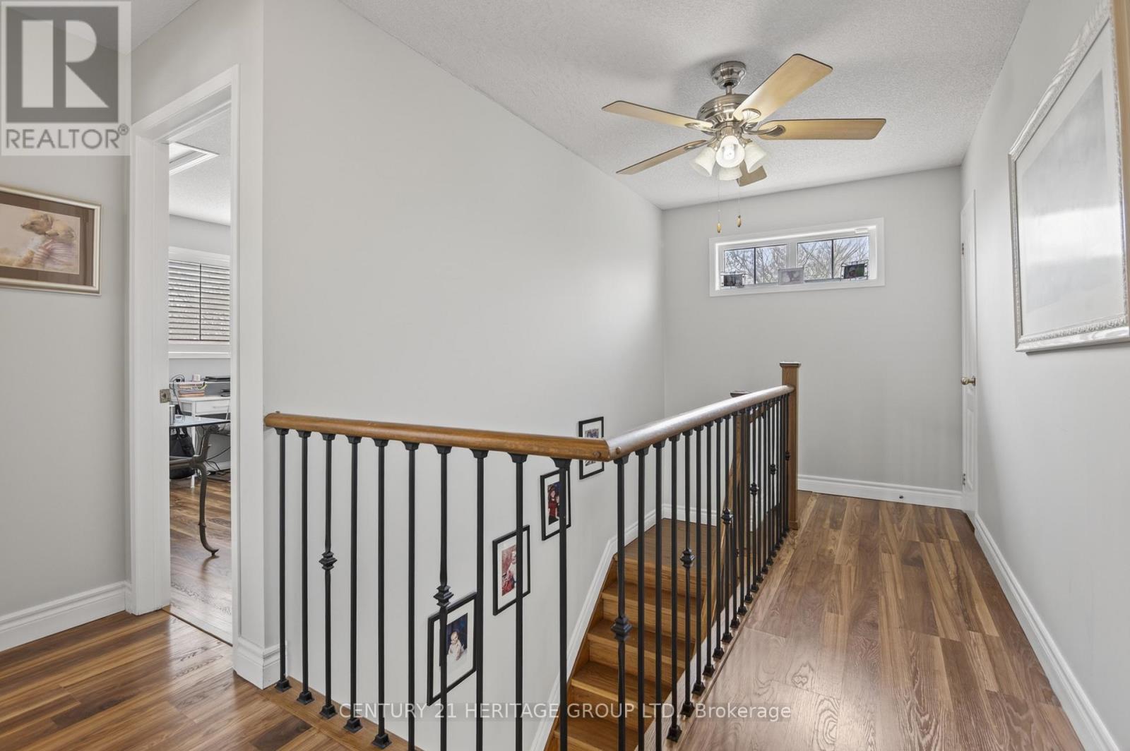 1858 EMERALD COURT - 23