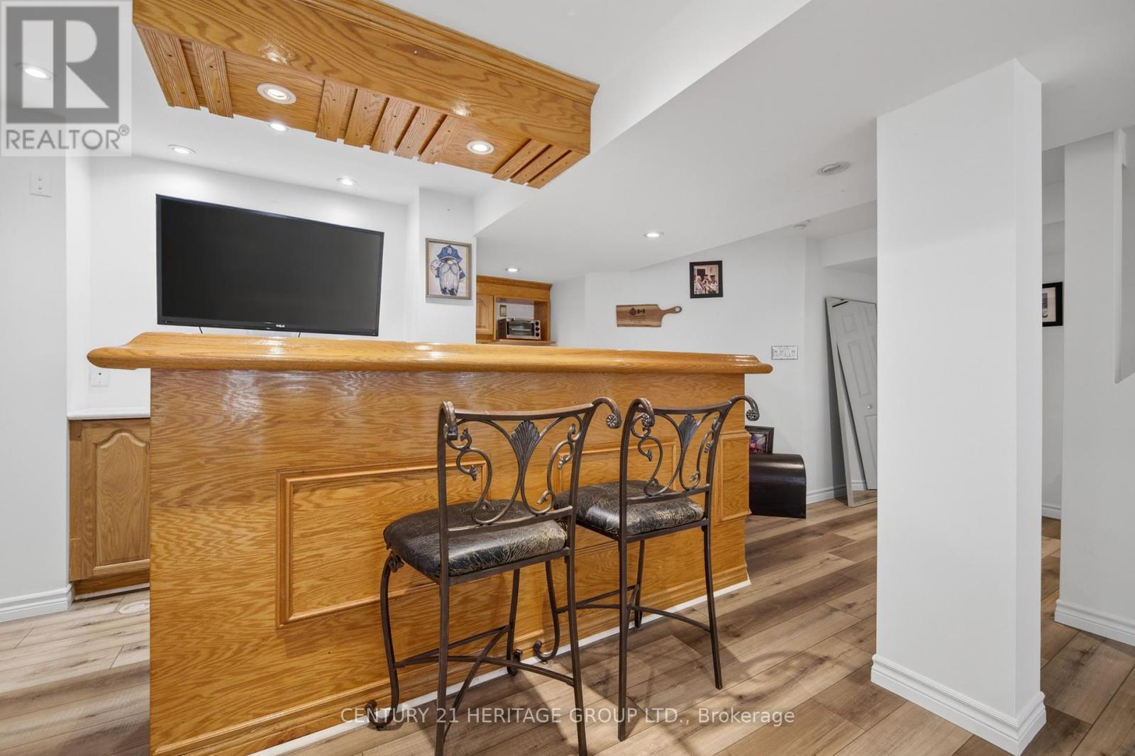 1858 EMERALD COURT - 31