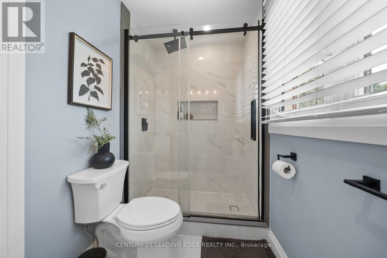 135 ASPEN CRESCENT - Image 28