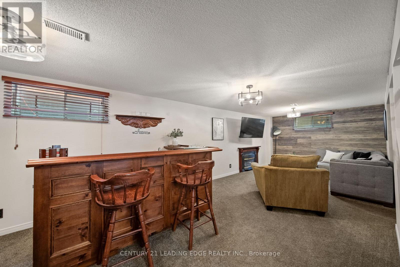 135 ASPEN CRESCENT - Image 30