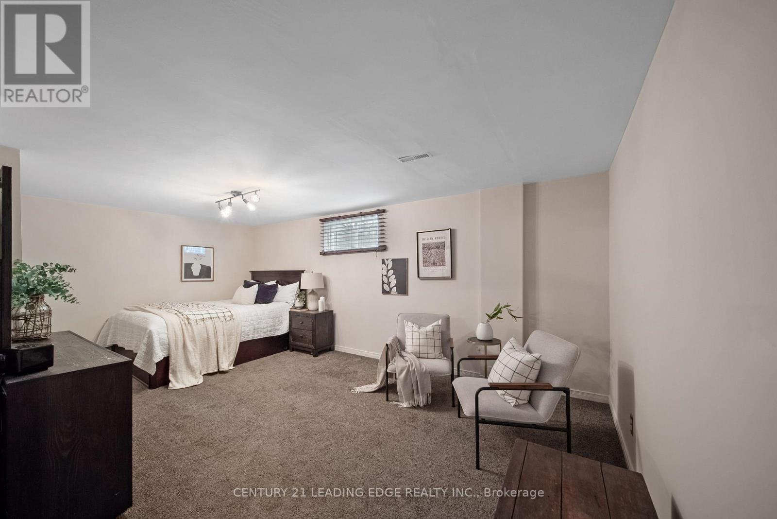 135 ASPEN CRESCENT - Image 33