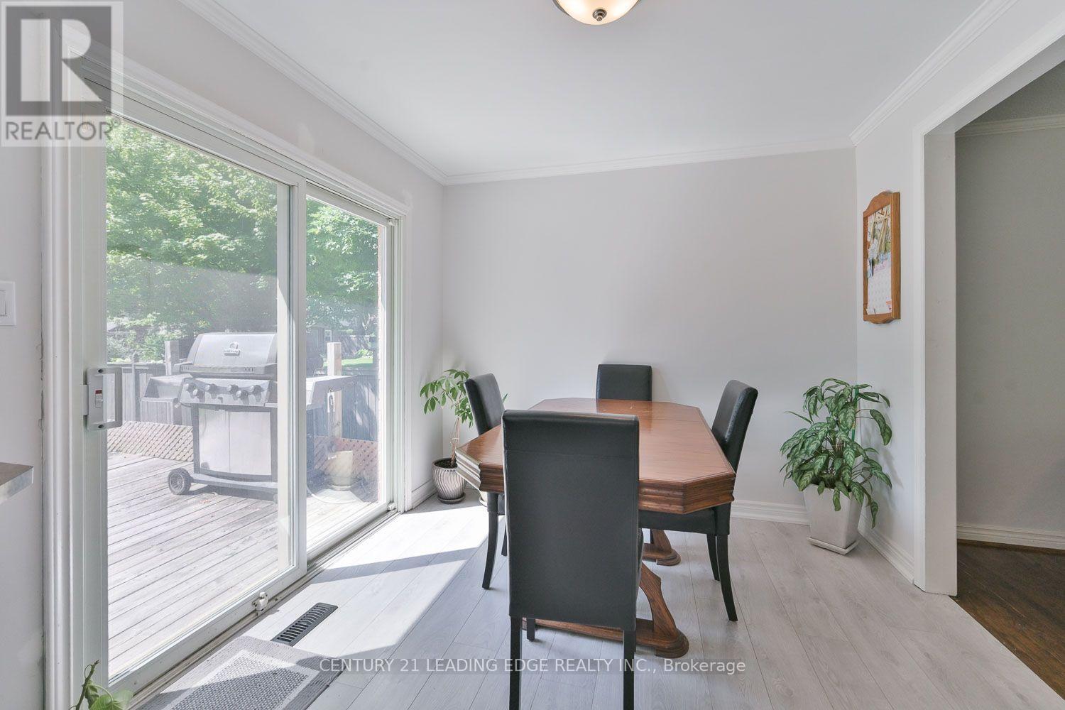 21 JONATHAN STREET - 10