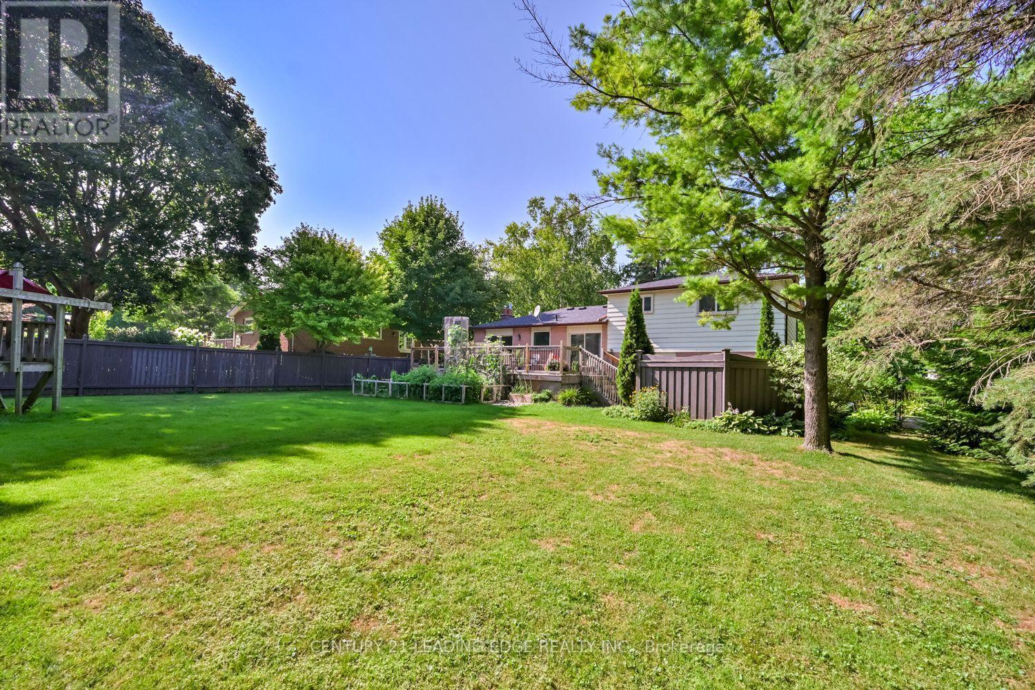 21 JONATHAN STREET - 29