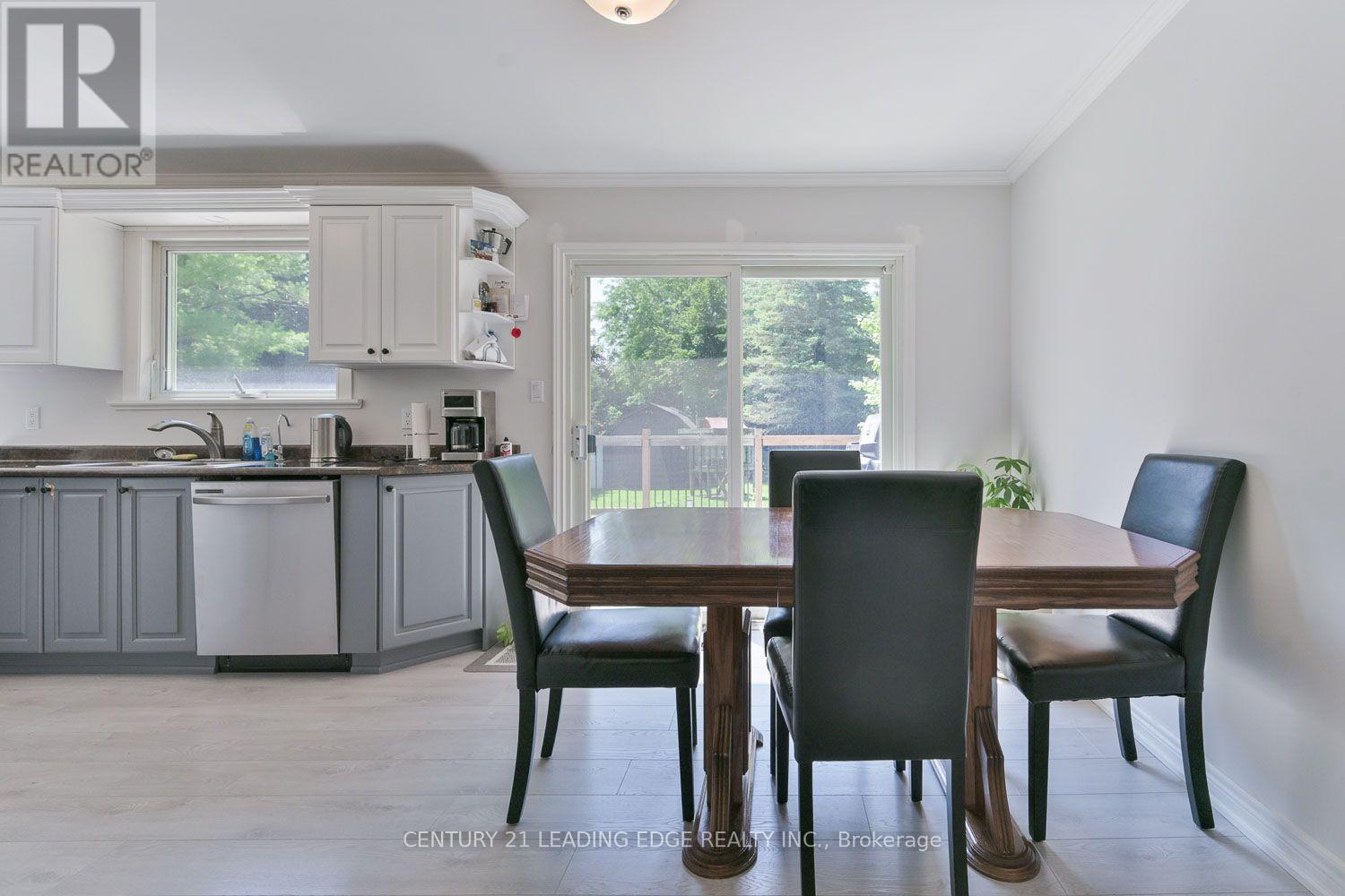 21 JONATHAN STREET - 9