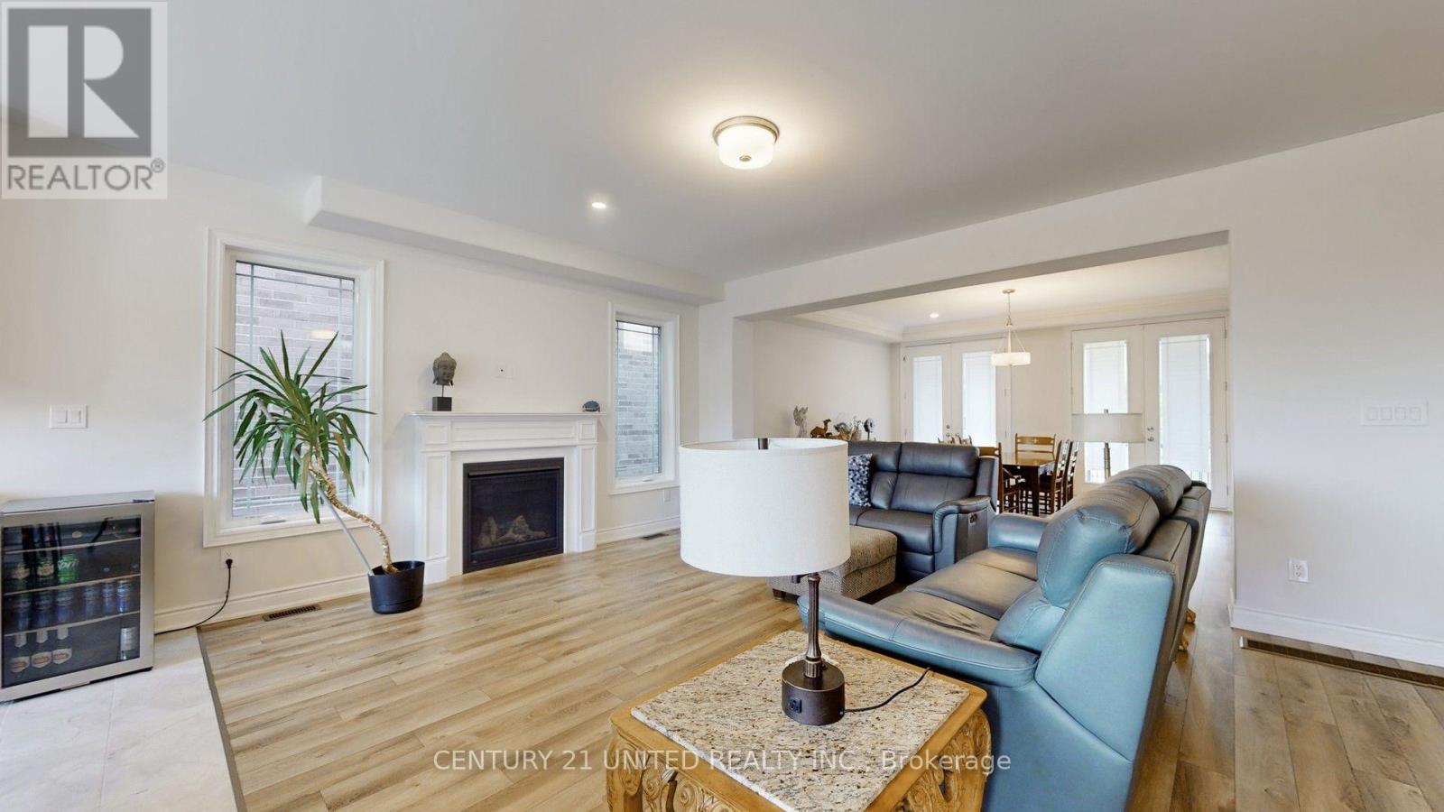 189 STRACHAN STREET - 20