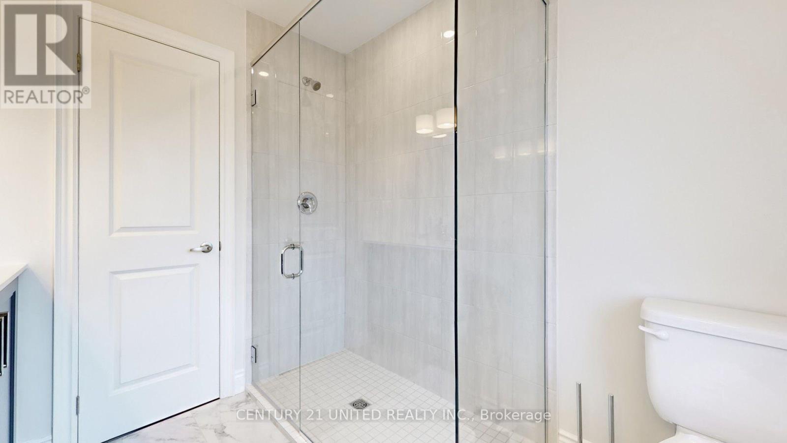 189 STRACHAN STREET - 30