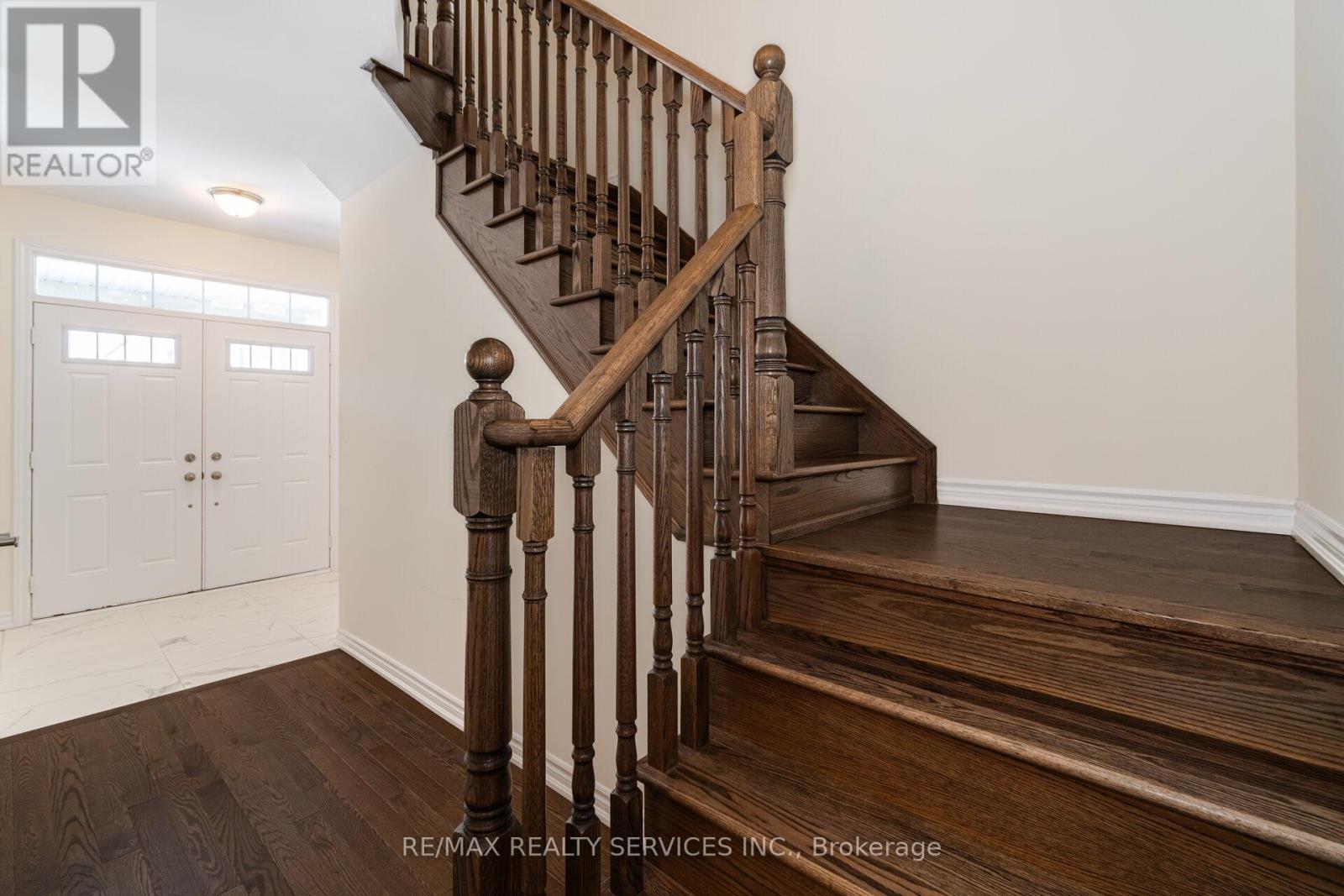37 ROYAL FERN CRESCENT - 15