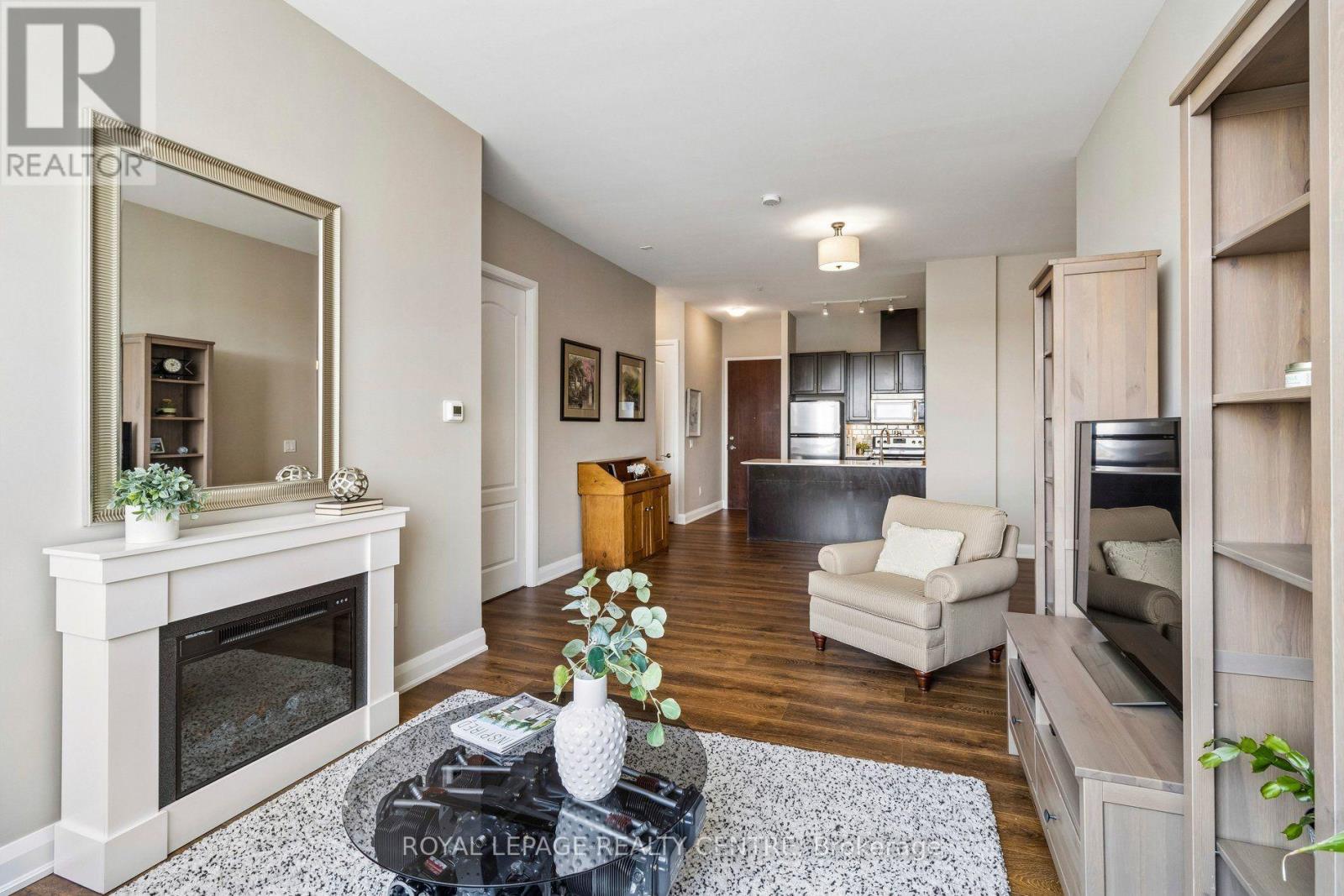 #706 2480 PRINCE MICHAEL DRIVE - 16