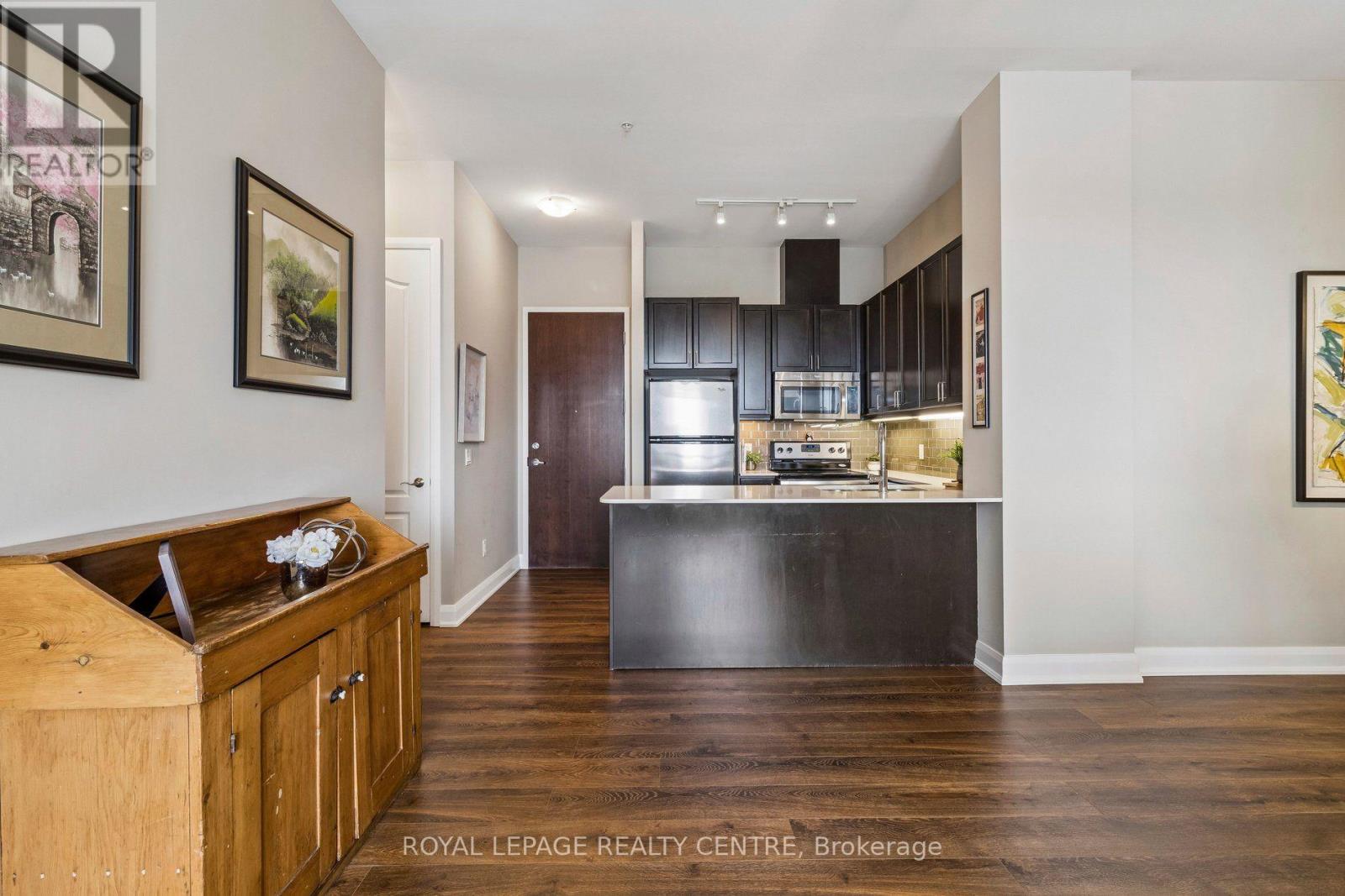 #706 2480 PRINCE MICHAEL DRIVE - 22