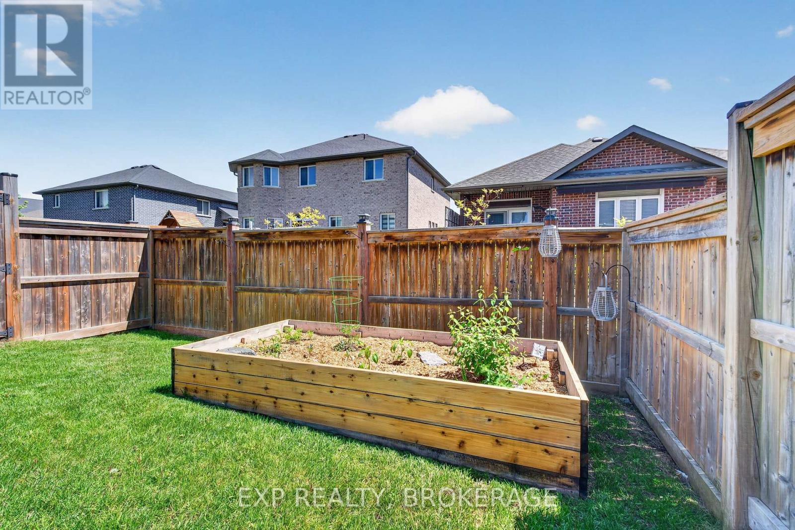 20 LEDGEROCK COURT - 35