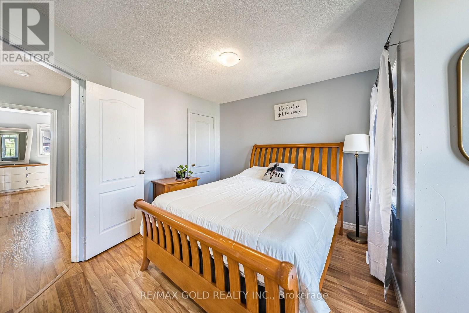 20 AMARANTH CRESCENT - 21