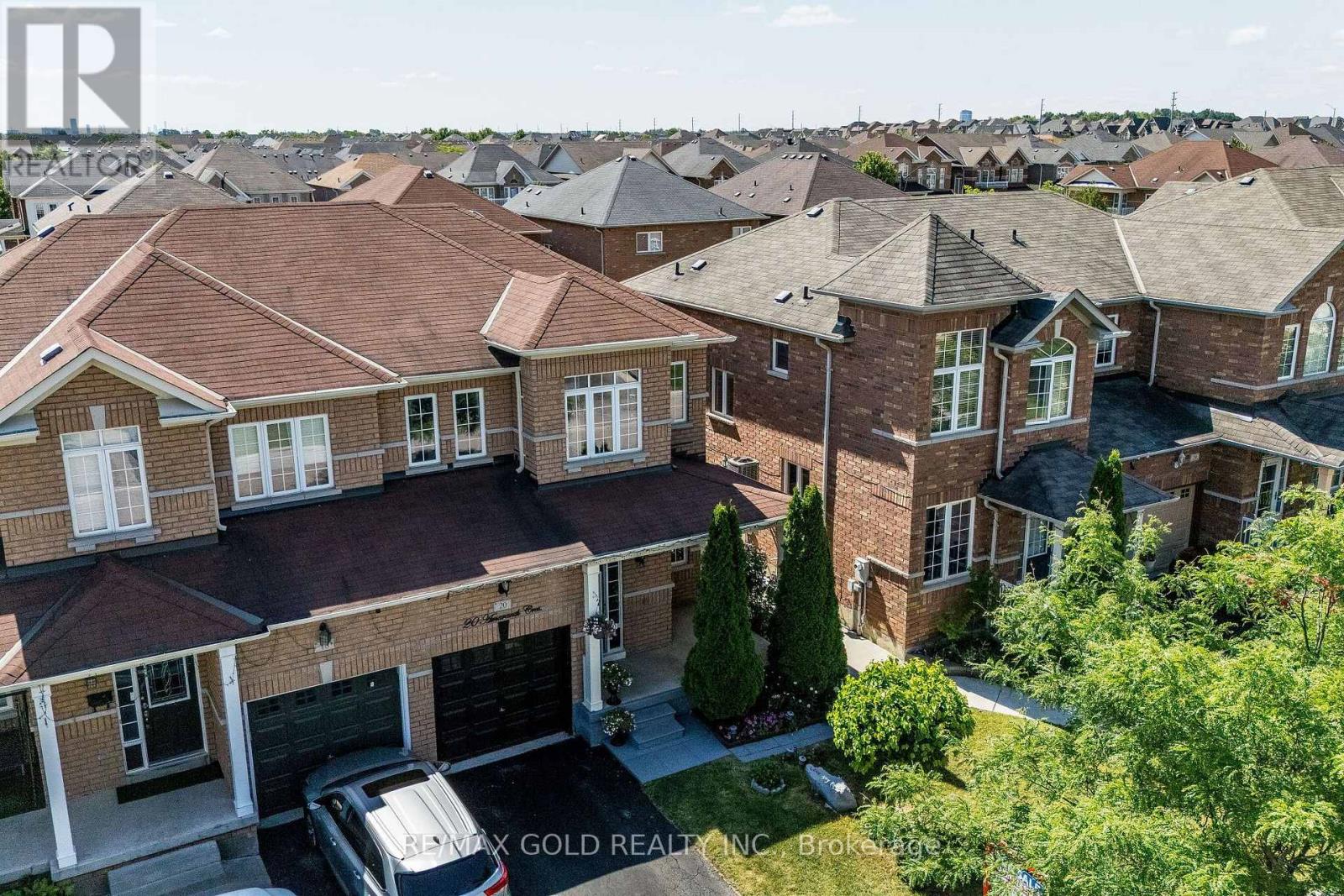 20 AMARANTH CRESCENT - 37