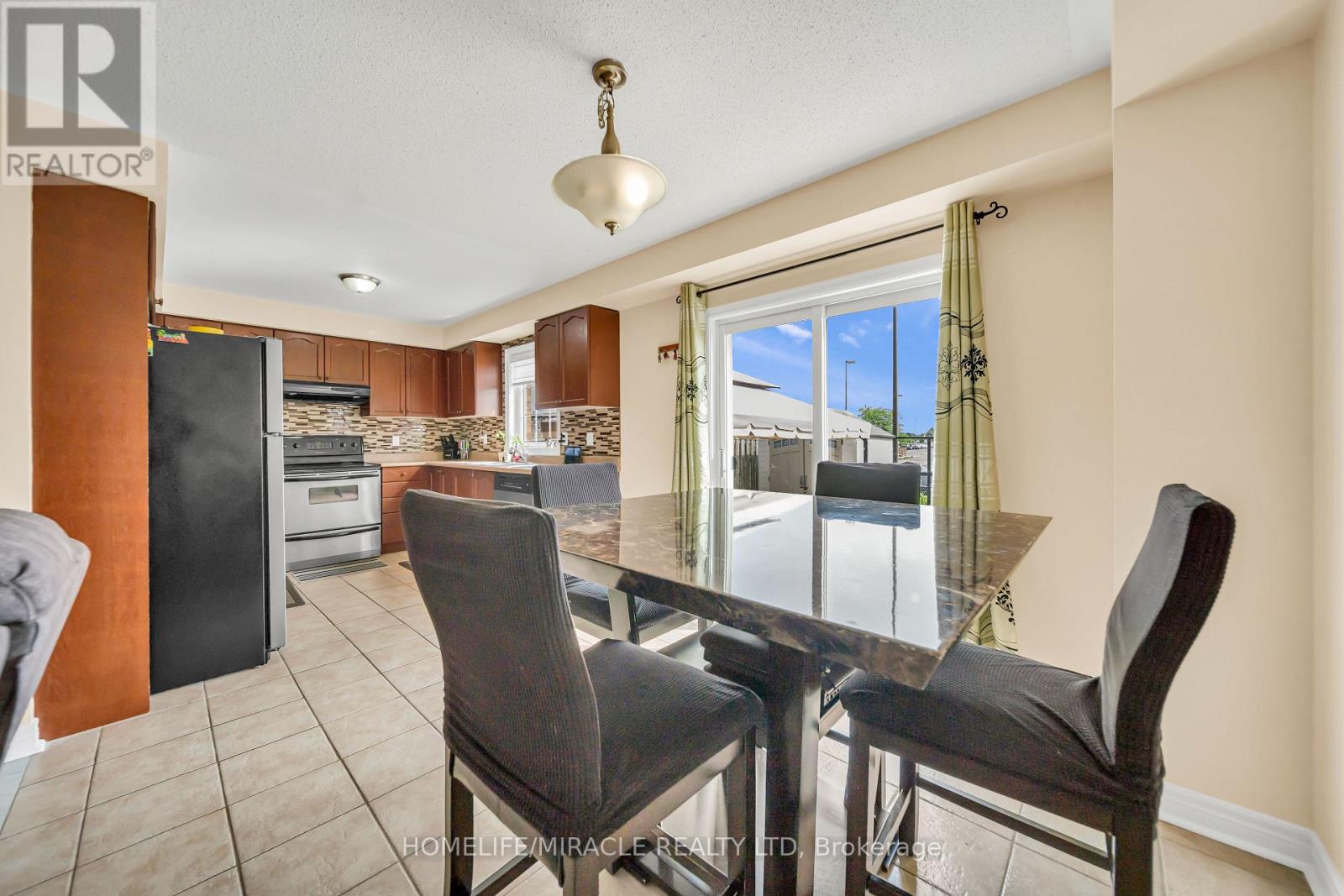 139 SEWELLS LANE - 14