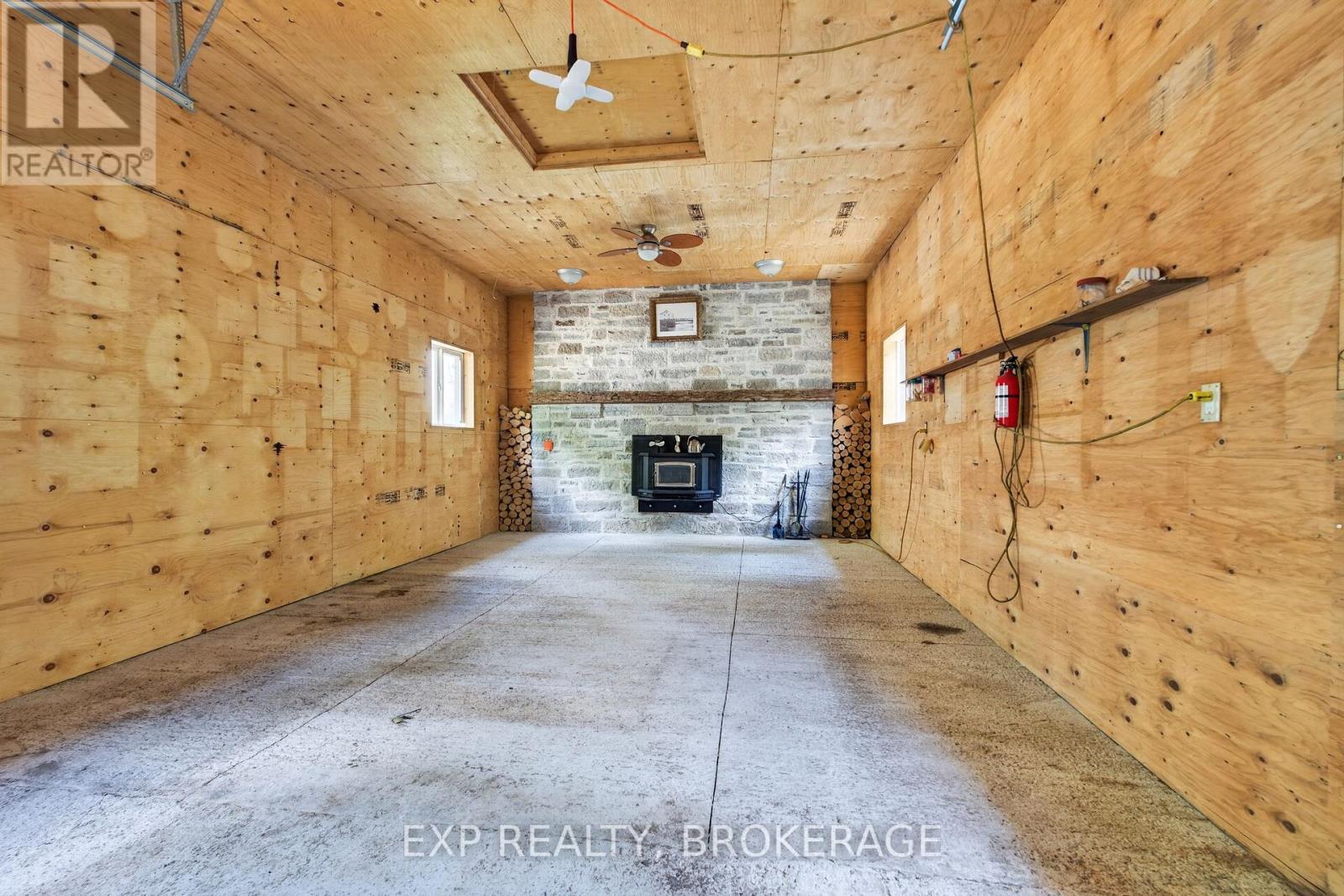 1926 CENTREVILLE ROAD - 8
