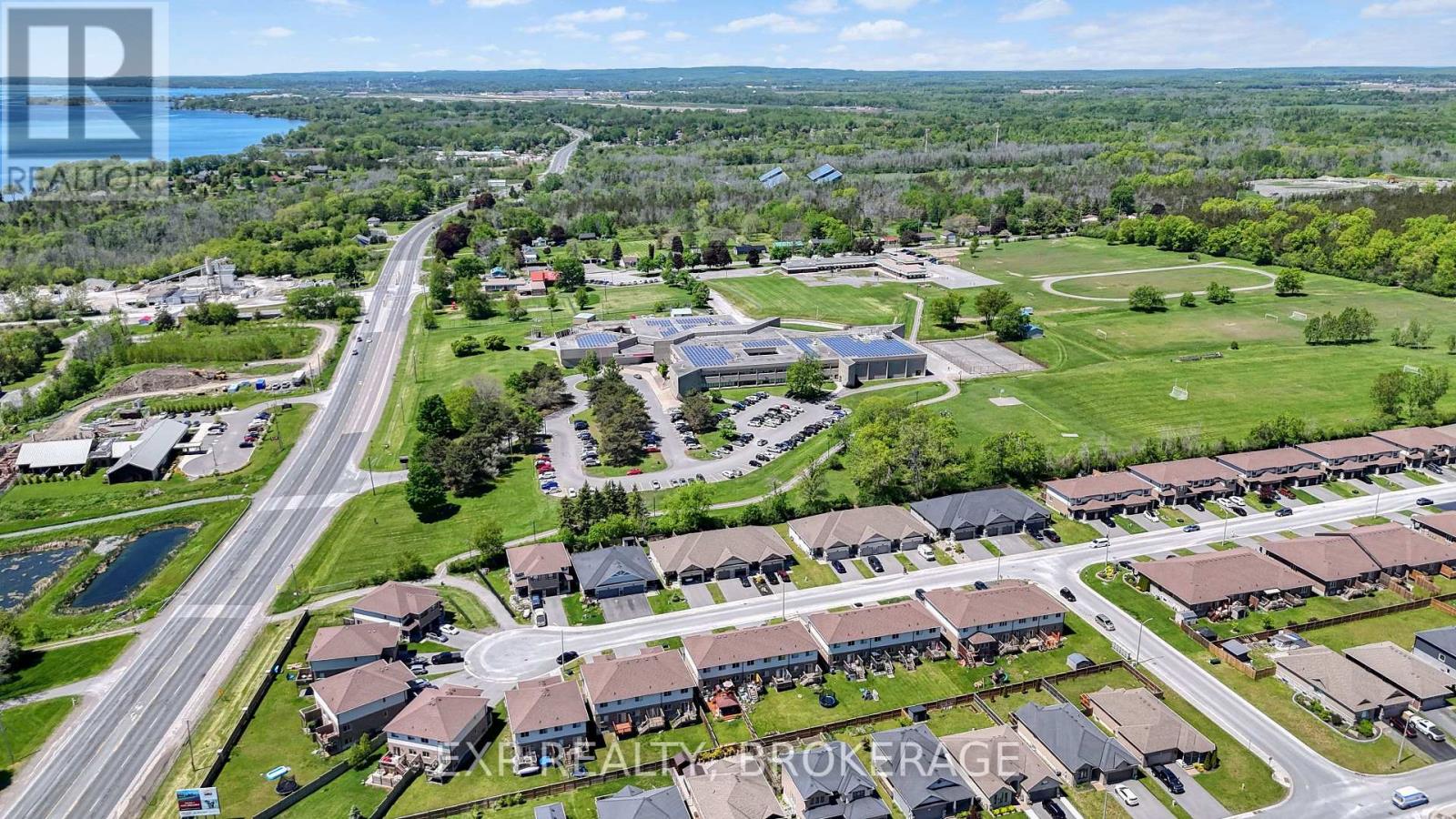 20 LEDGEROCK COURT - 42