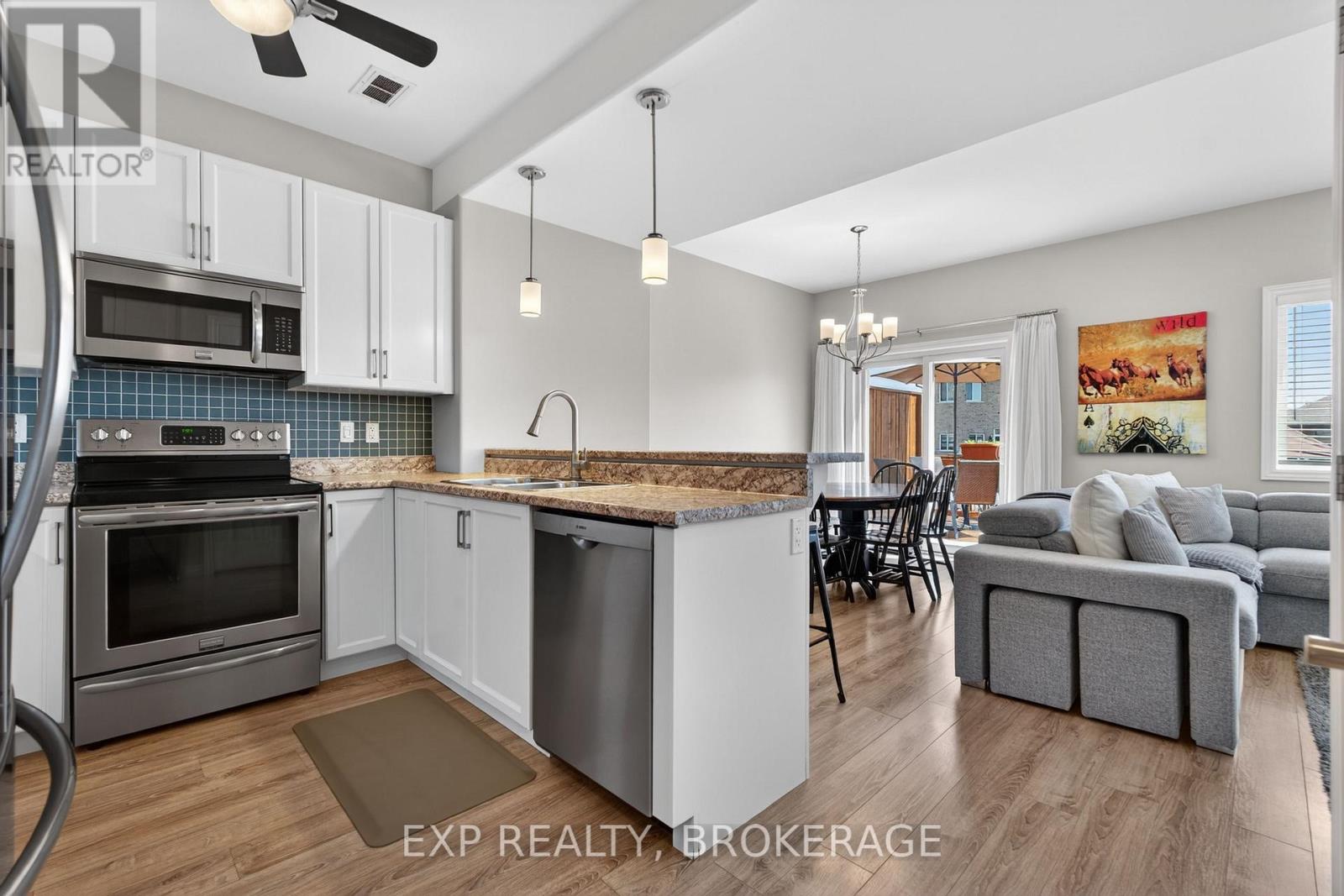 20 LEDGEROCK COURT - 8