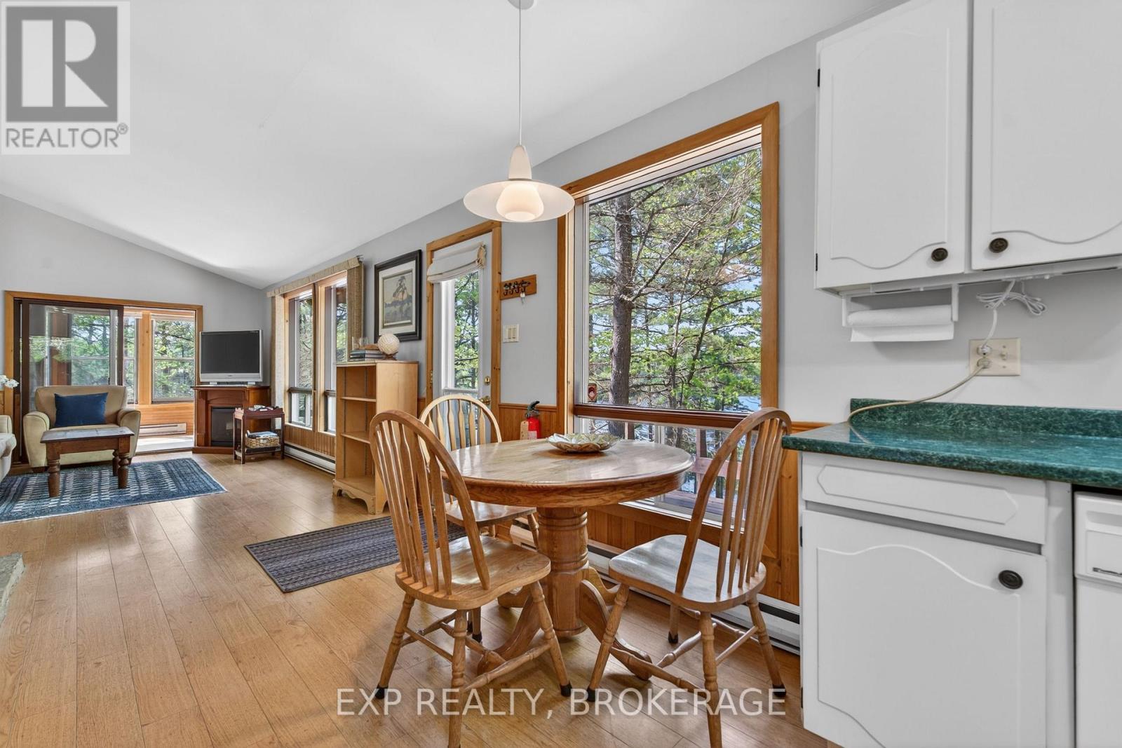 1126 RICHMOND LANE - 15