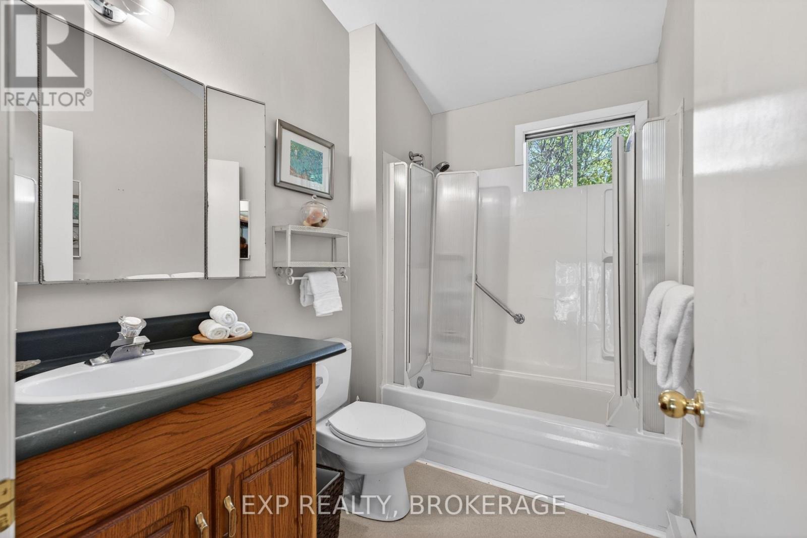 1126 RICHMOND LANE - 28