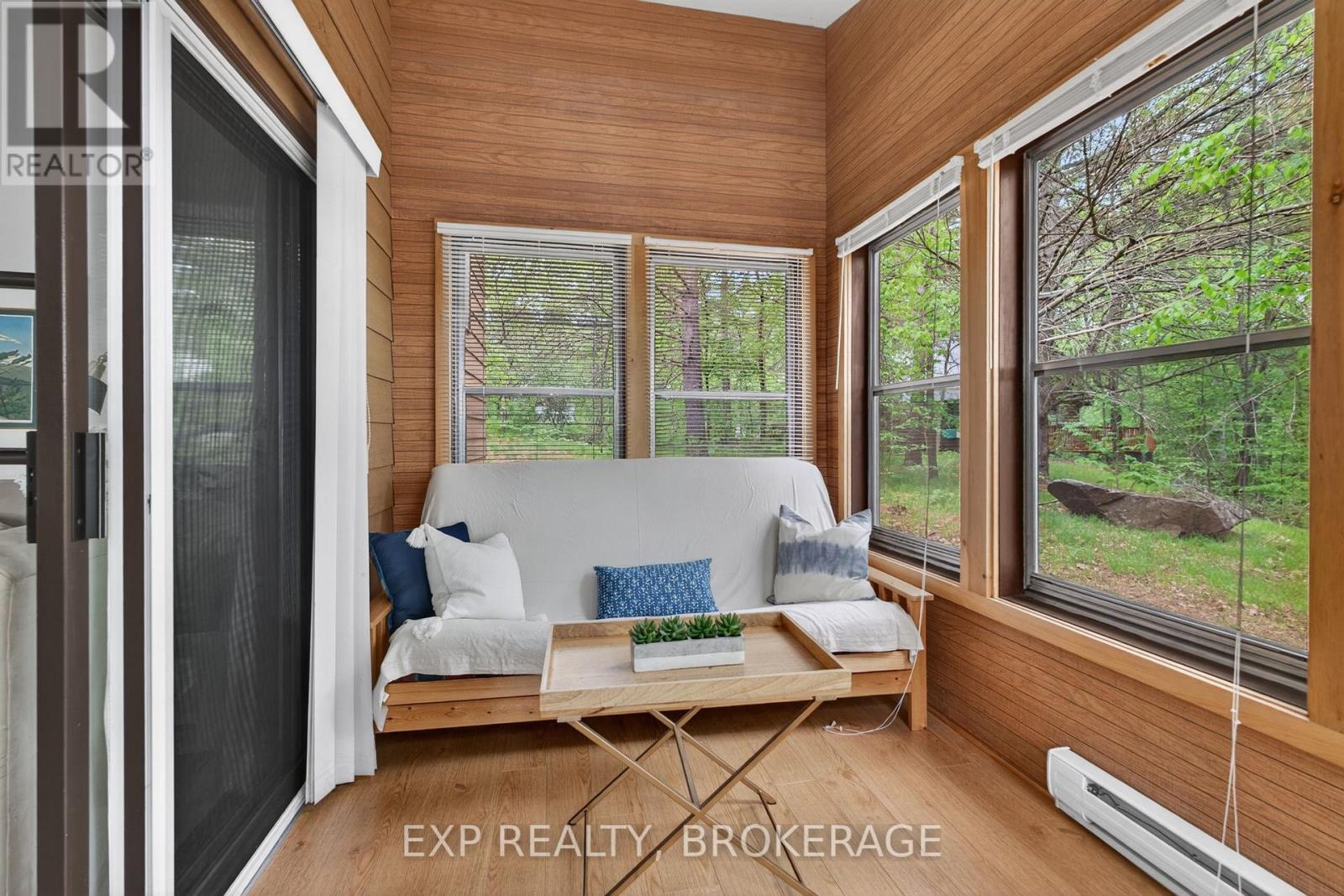 1126 RICHMOND LANE - 23