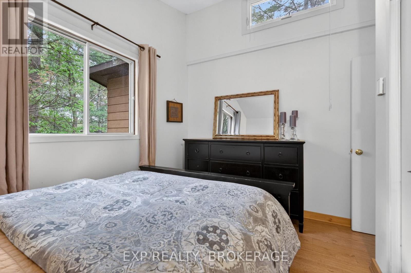 1126 RICHMOND LANE - 25