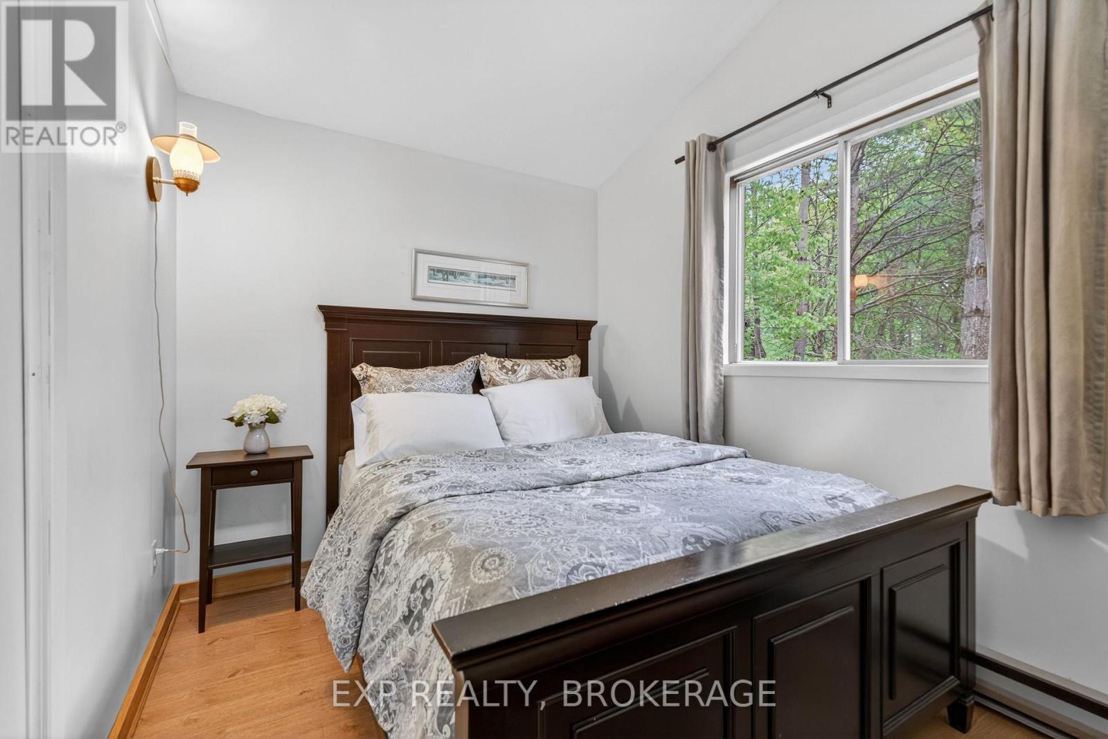 1126 RICHMOND LANE - 24