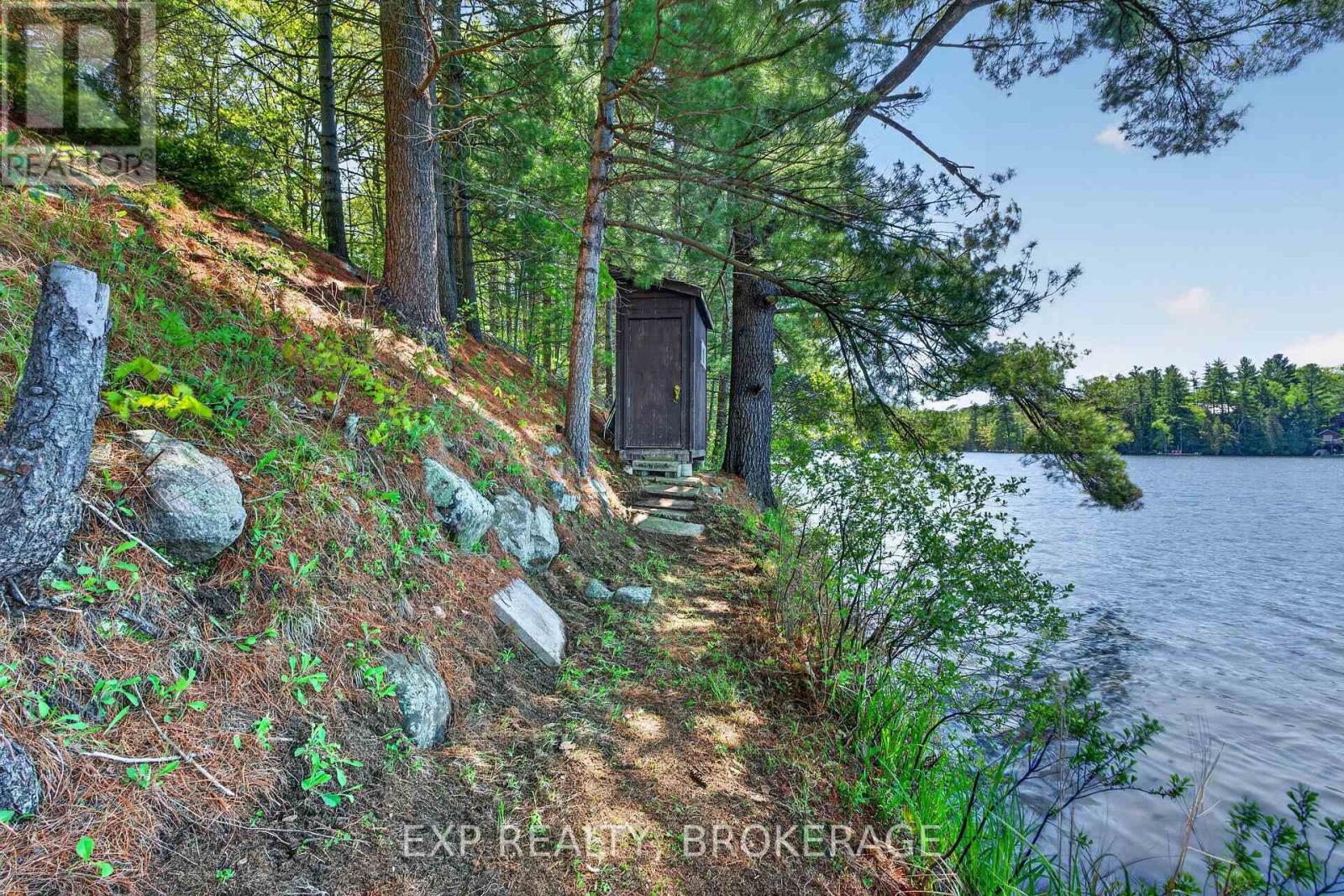 1126 RICHMOND LANE - 34