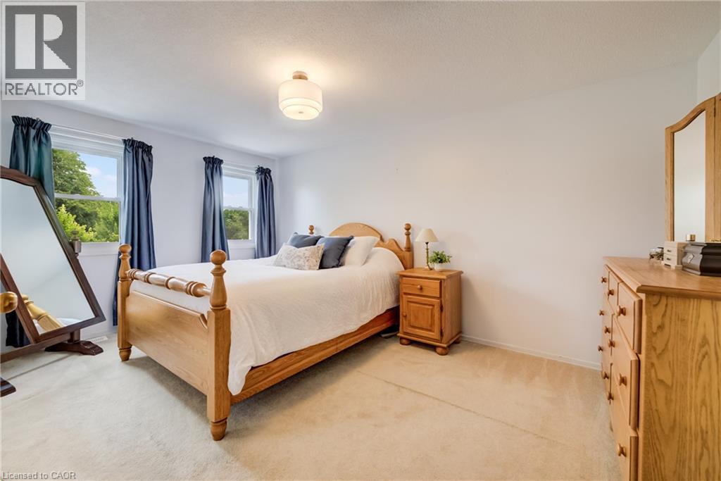 #11 210 HIGHLAND Crescent - Image 18