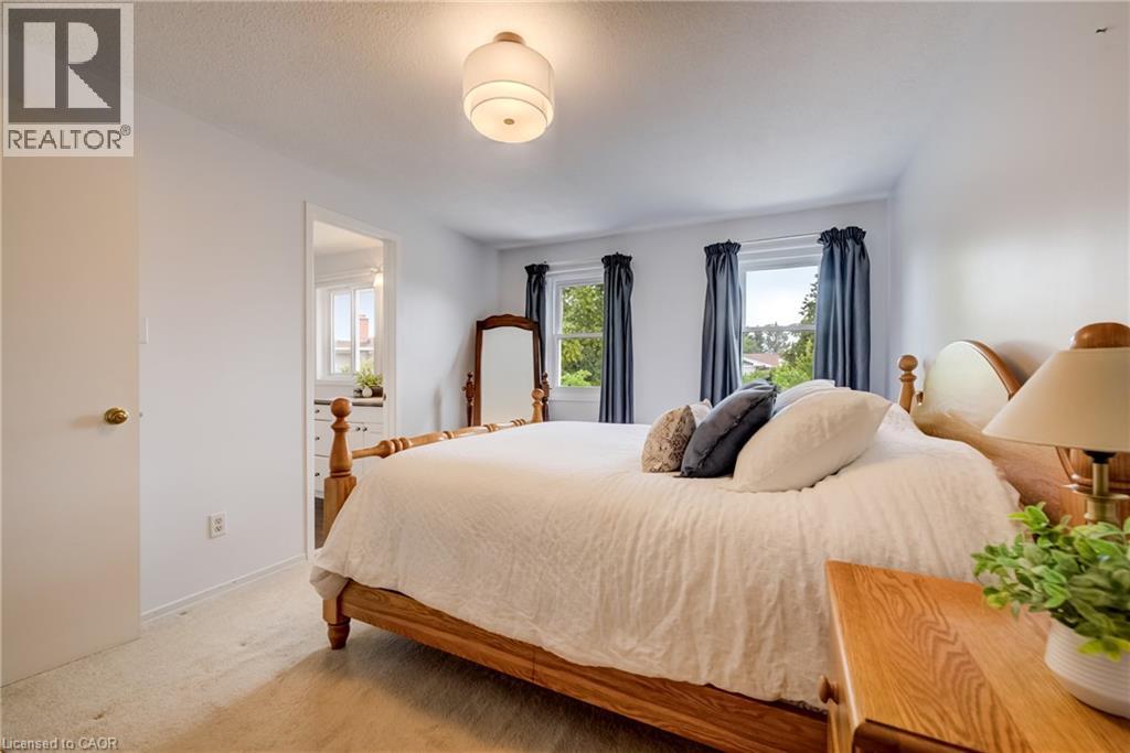 #11 210 HIGHLAND Crescent - Image 20