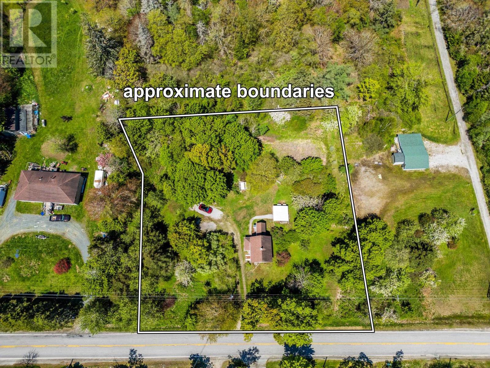 9330 Highway 3 - 36