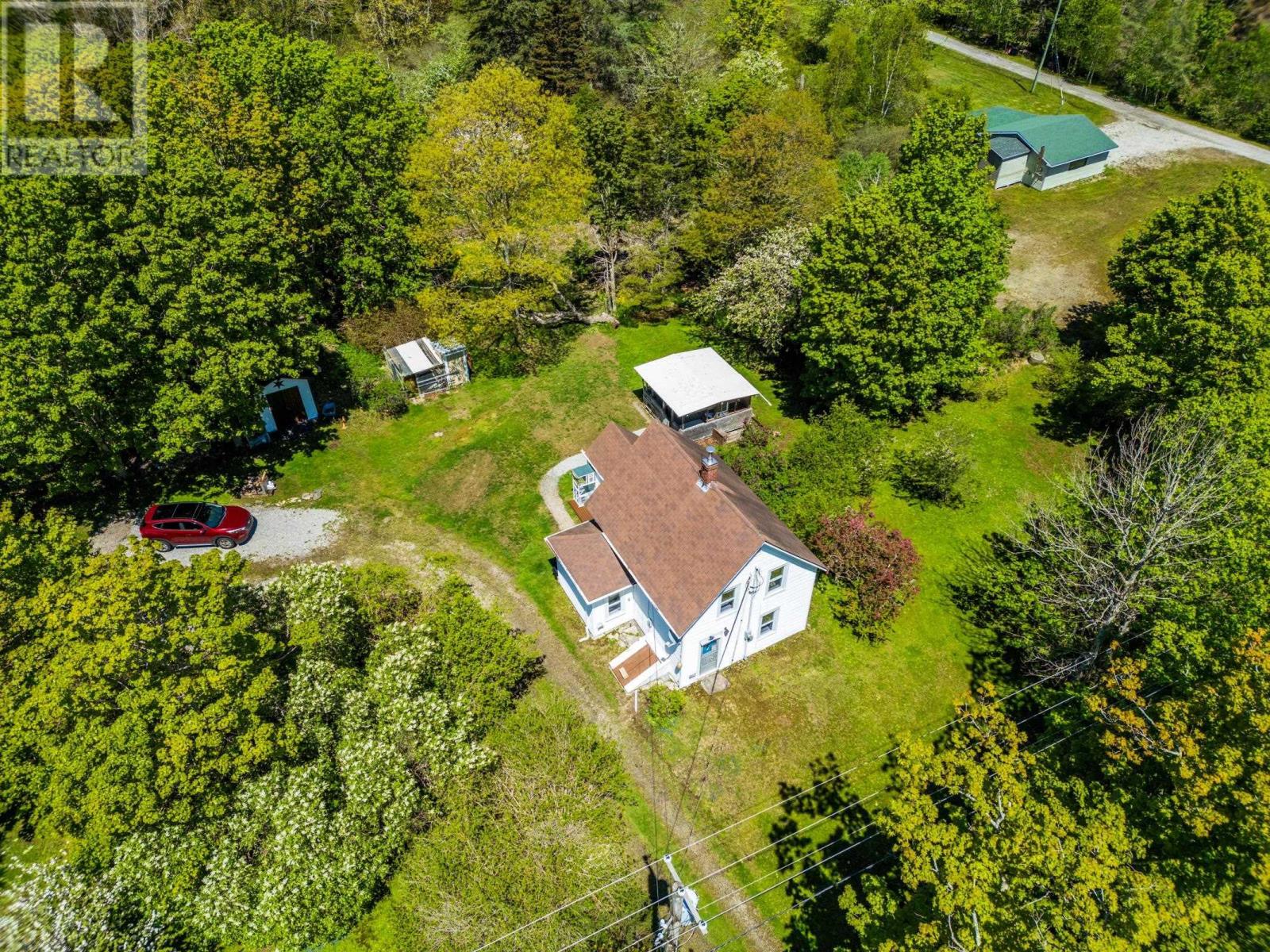 9330 Highway 3 - 42