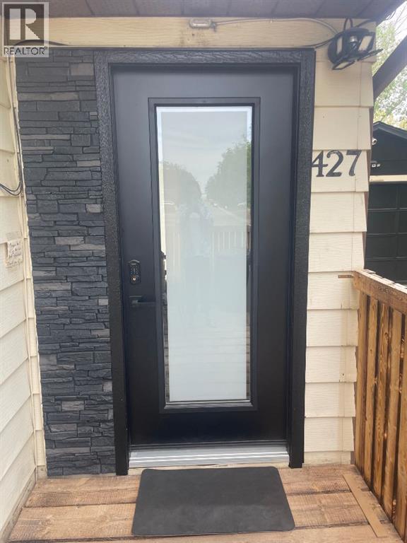 427 4 Street - 2