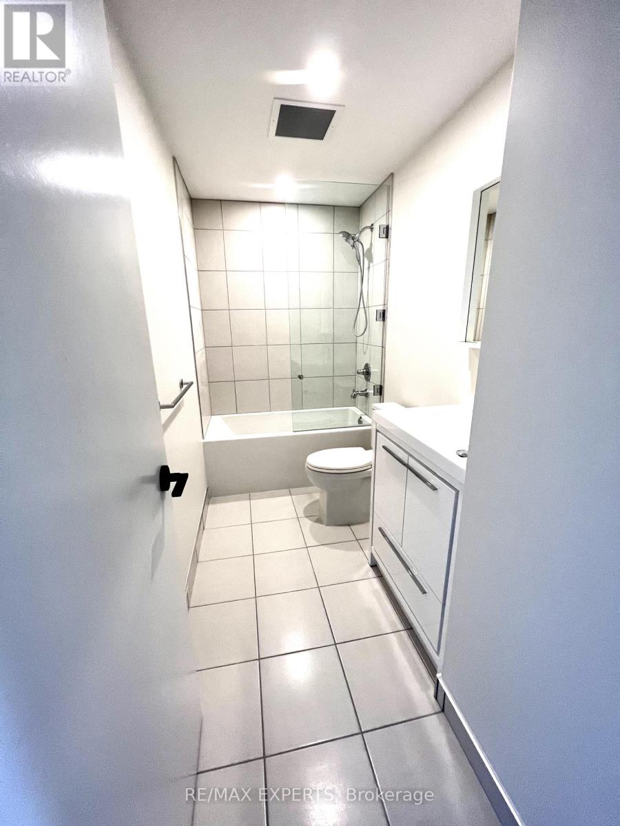 #602 212 KING WILLIAM STREET - 10