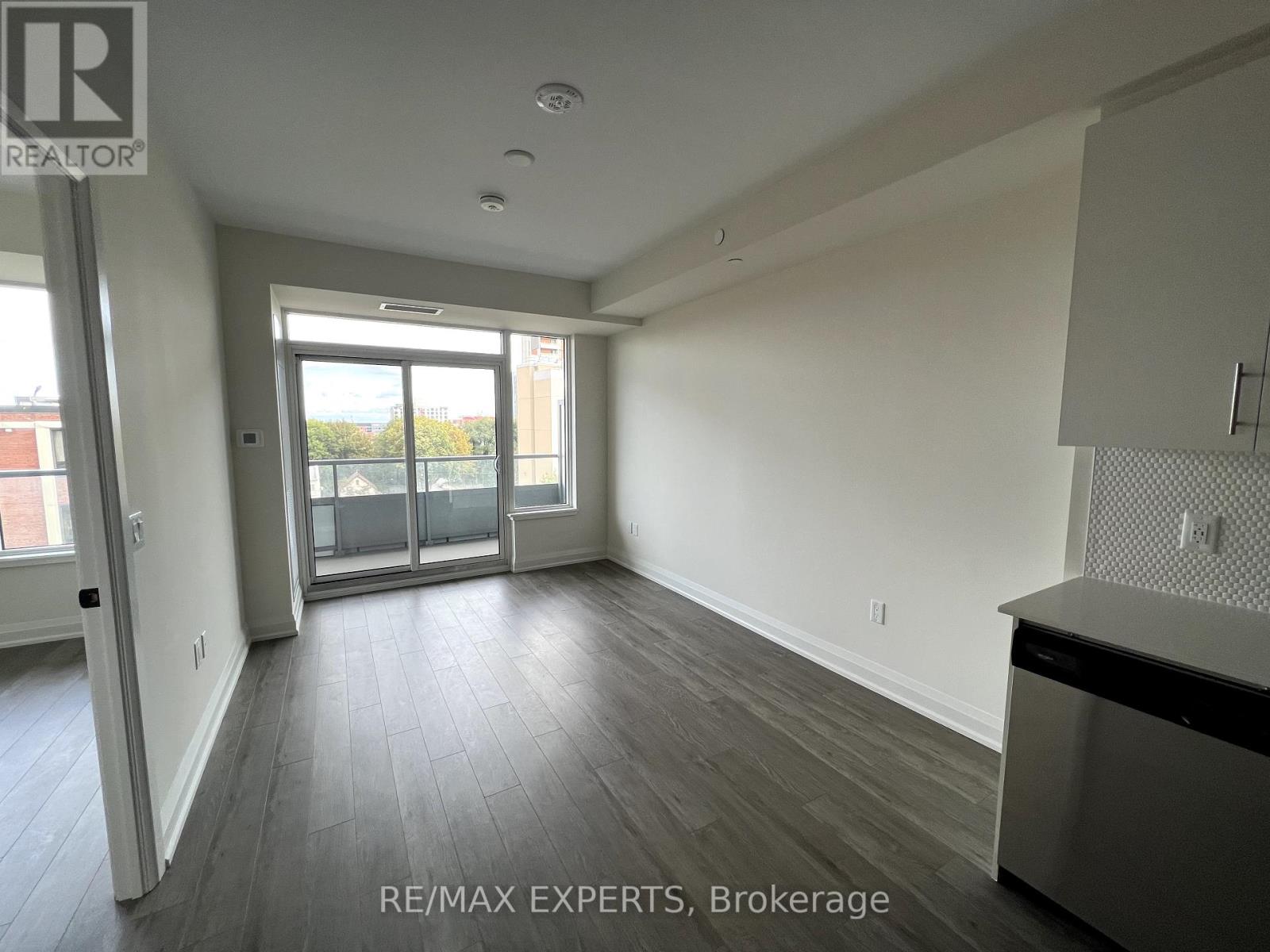 #602 212 KING WILLIAM STREET - 4