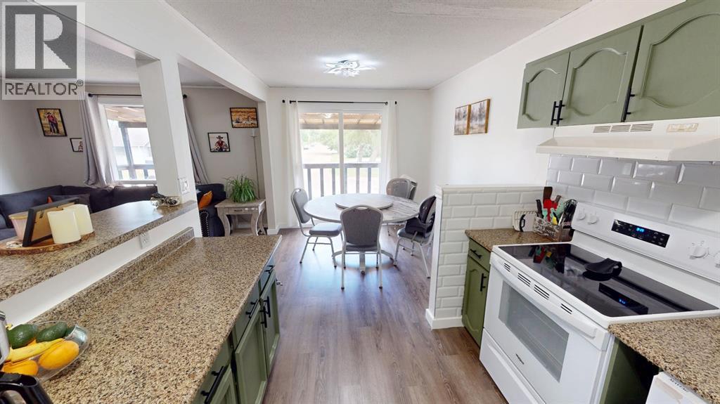 427 4 Street - 9