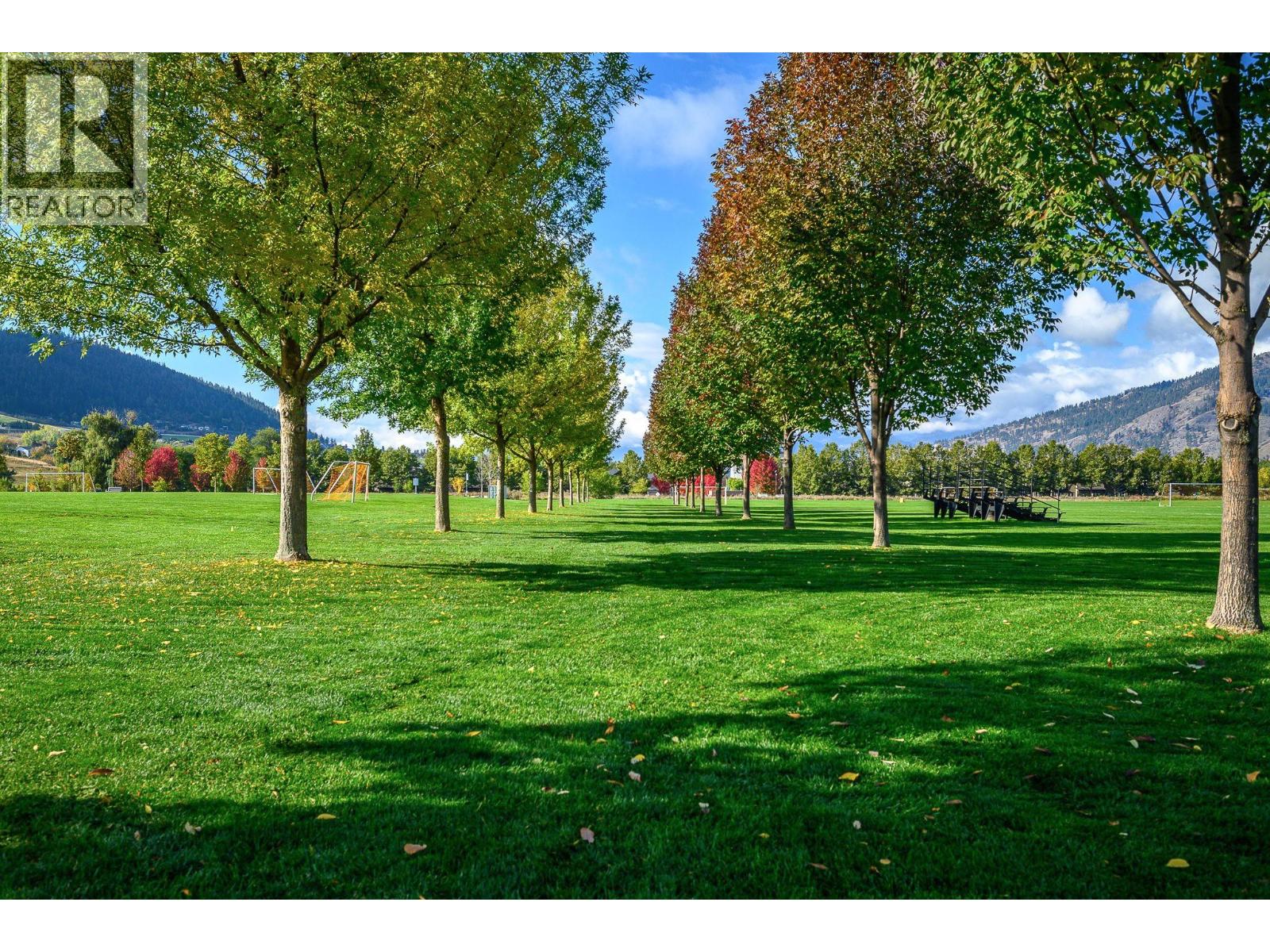 #310 2555 Lakeshore Road - 36