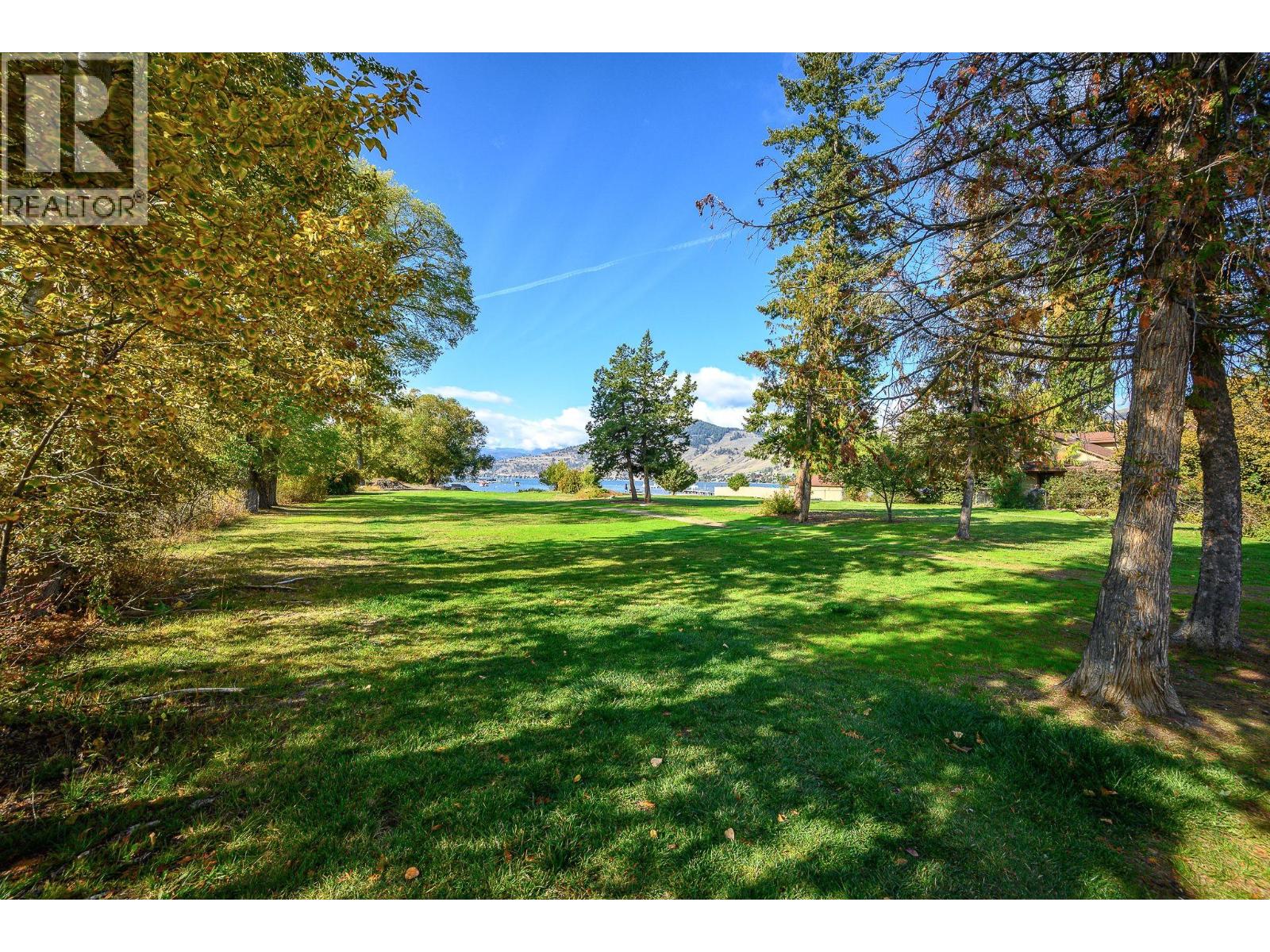 #310 2555 Lakeshore Road - 37