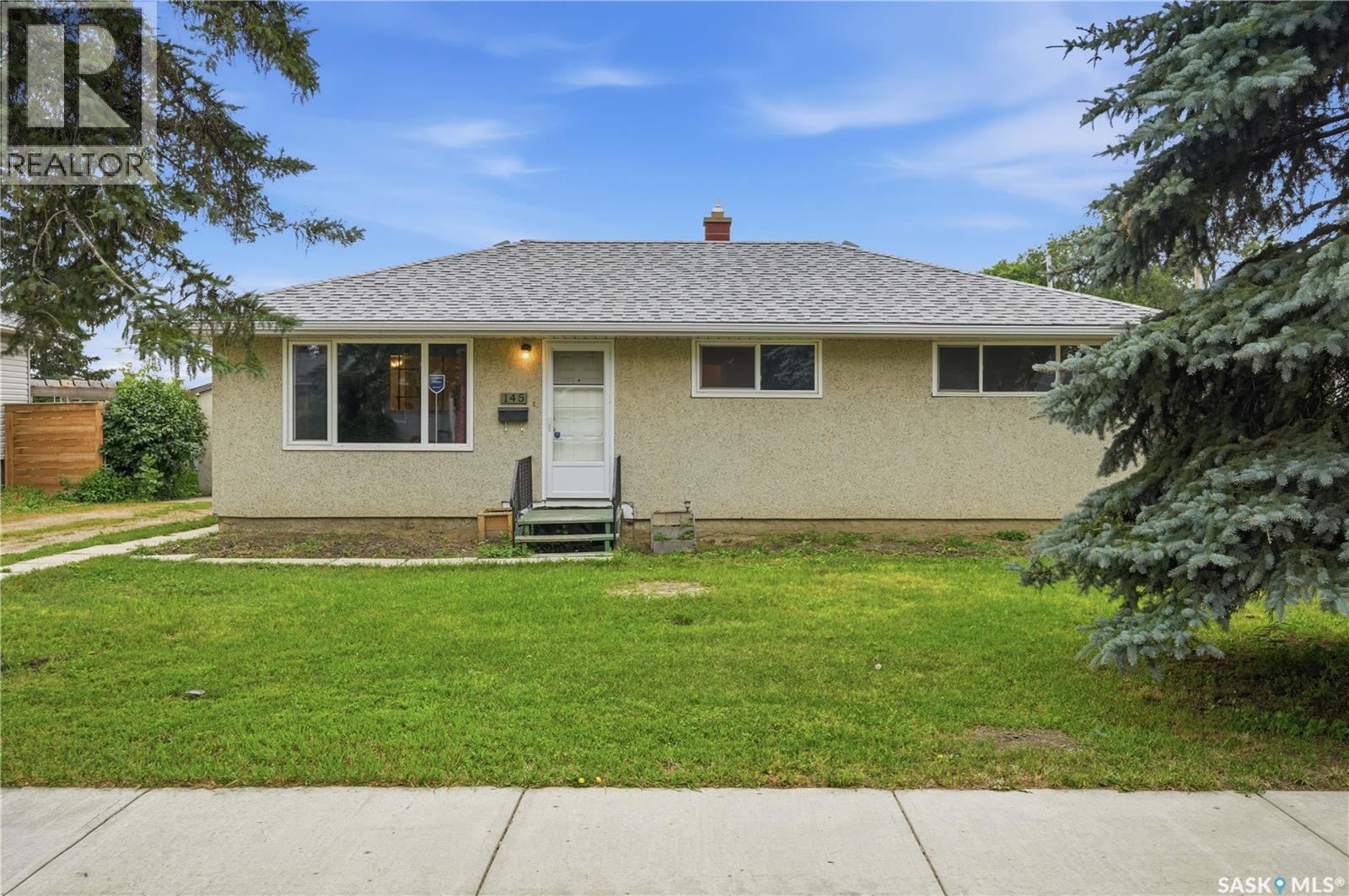145 Ellison CRESCENT - 1