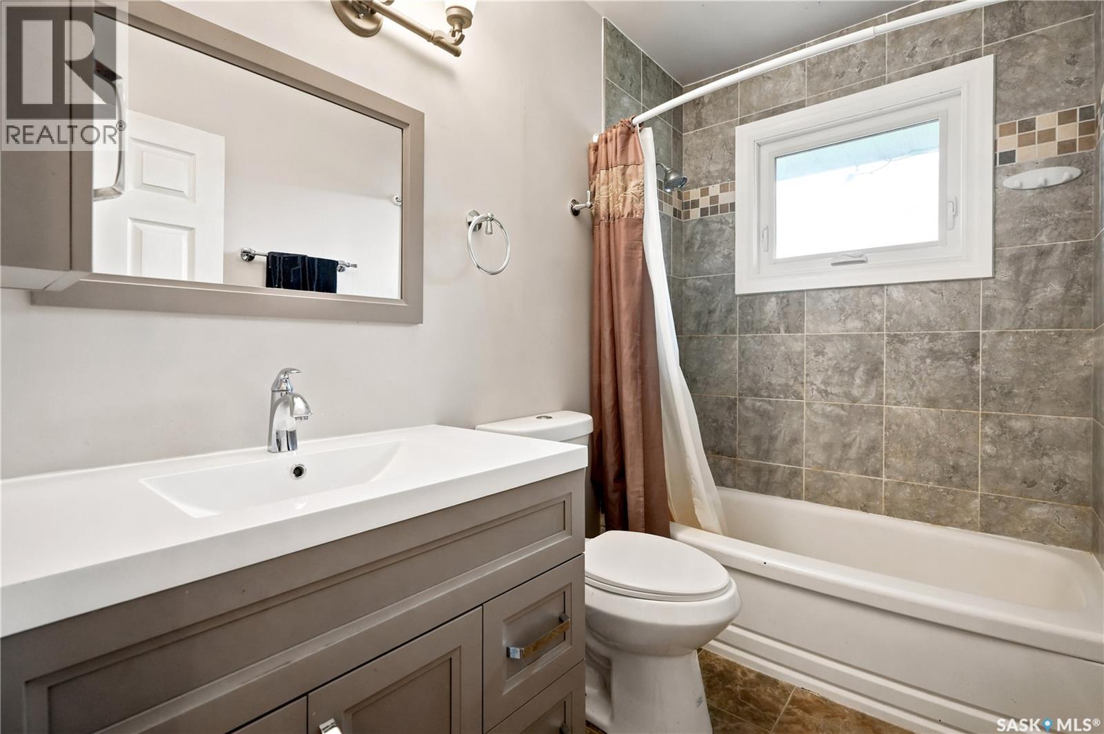 145 Ellison CRESCENT - 17