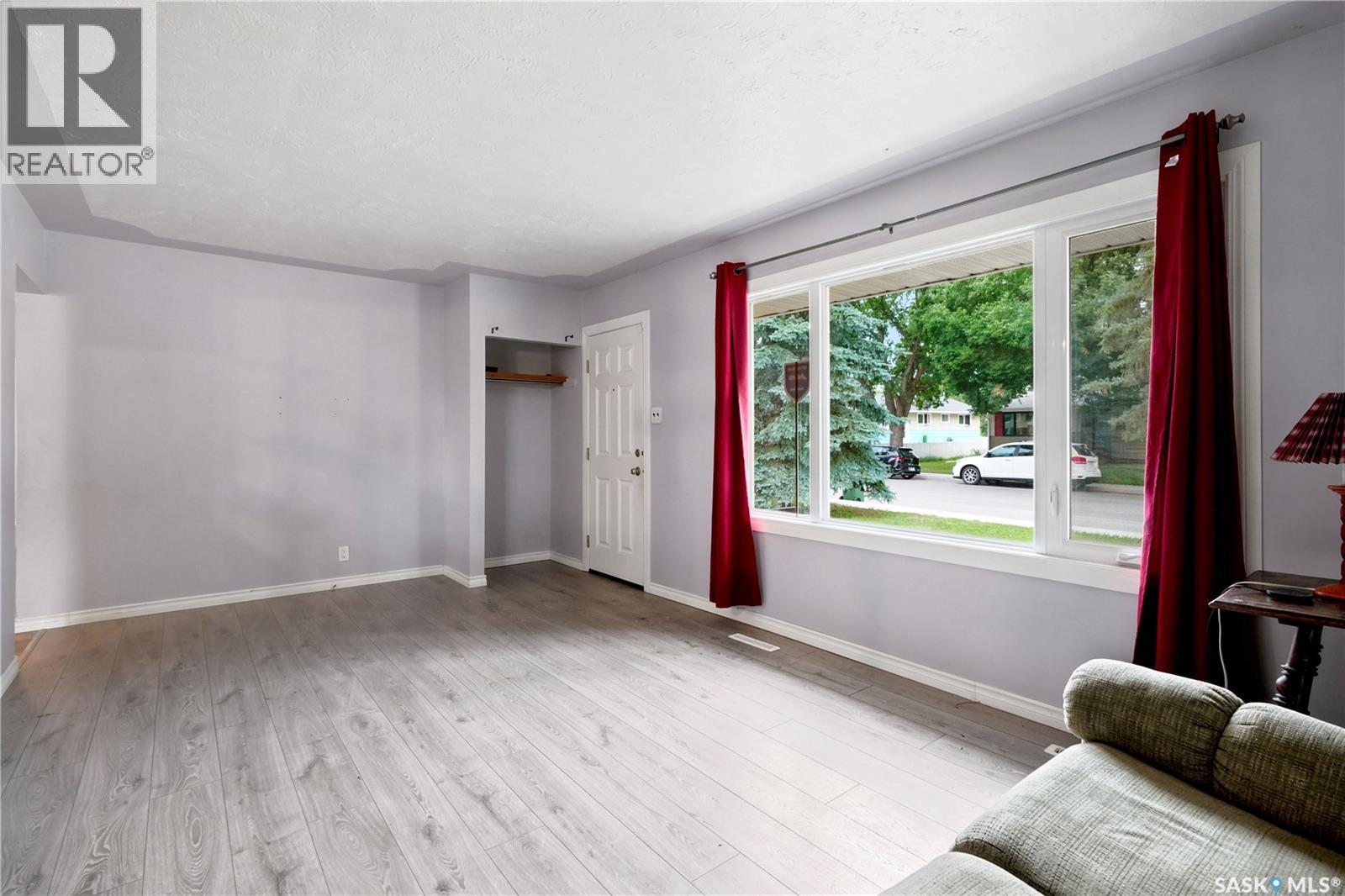 145 Ellison CRESCENT - 5