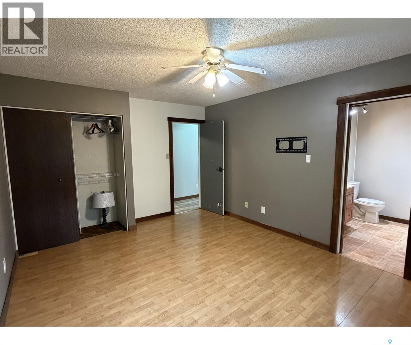 241 Dehavilland AVENUE - 12