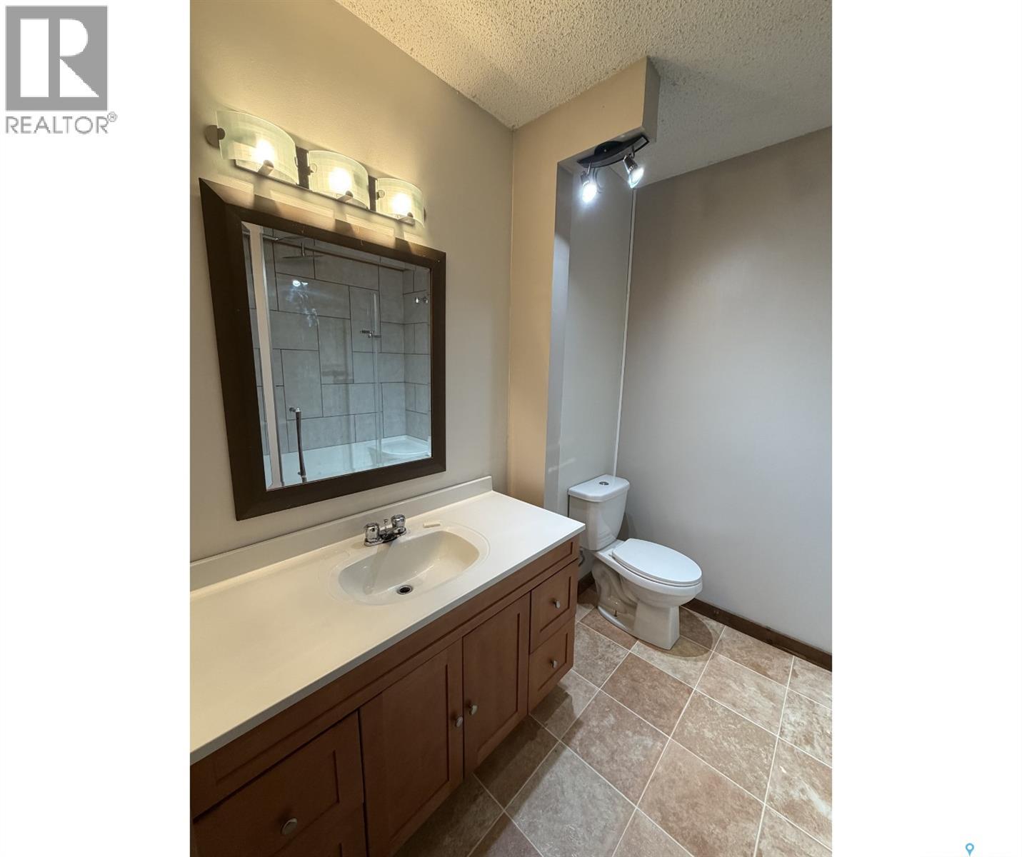 241 Dehavilland AVENUE - 13