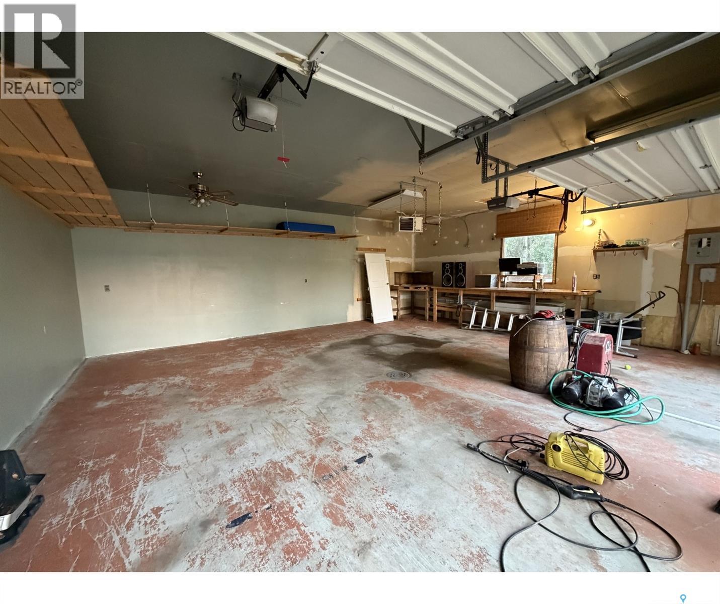 241 Dehavilland AVENUE - 30