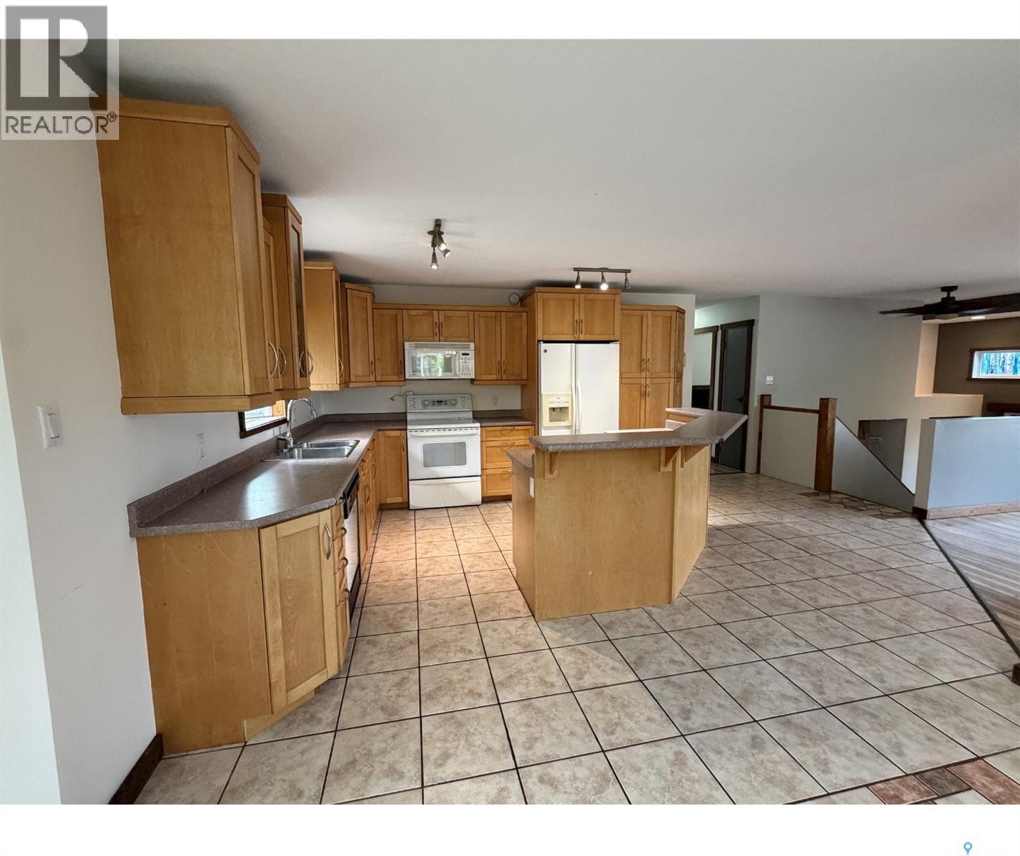 241 Dehavilland AVENUE - 6