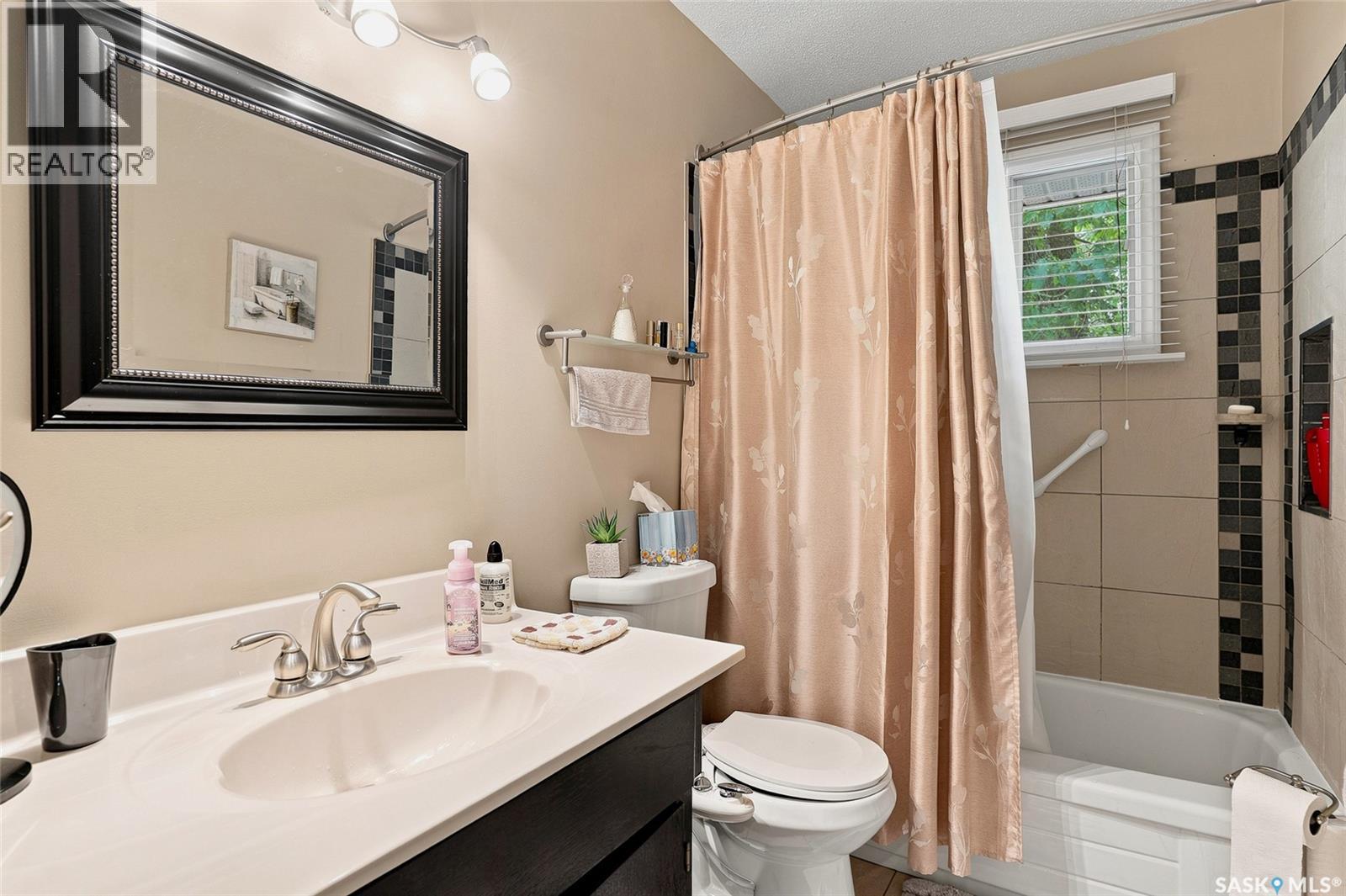 1205 Haida AVENUE - 17